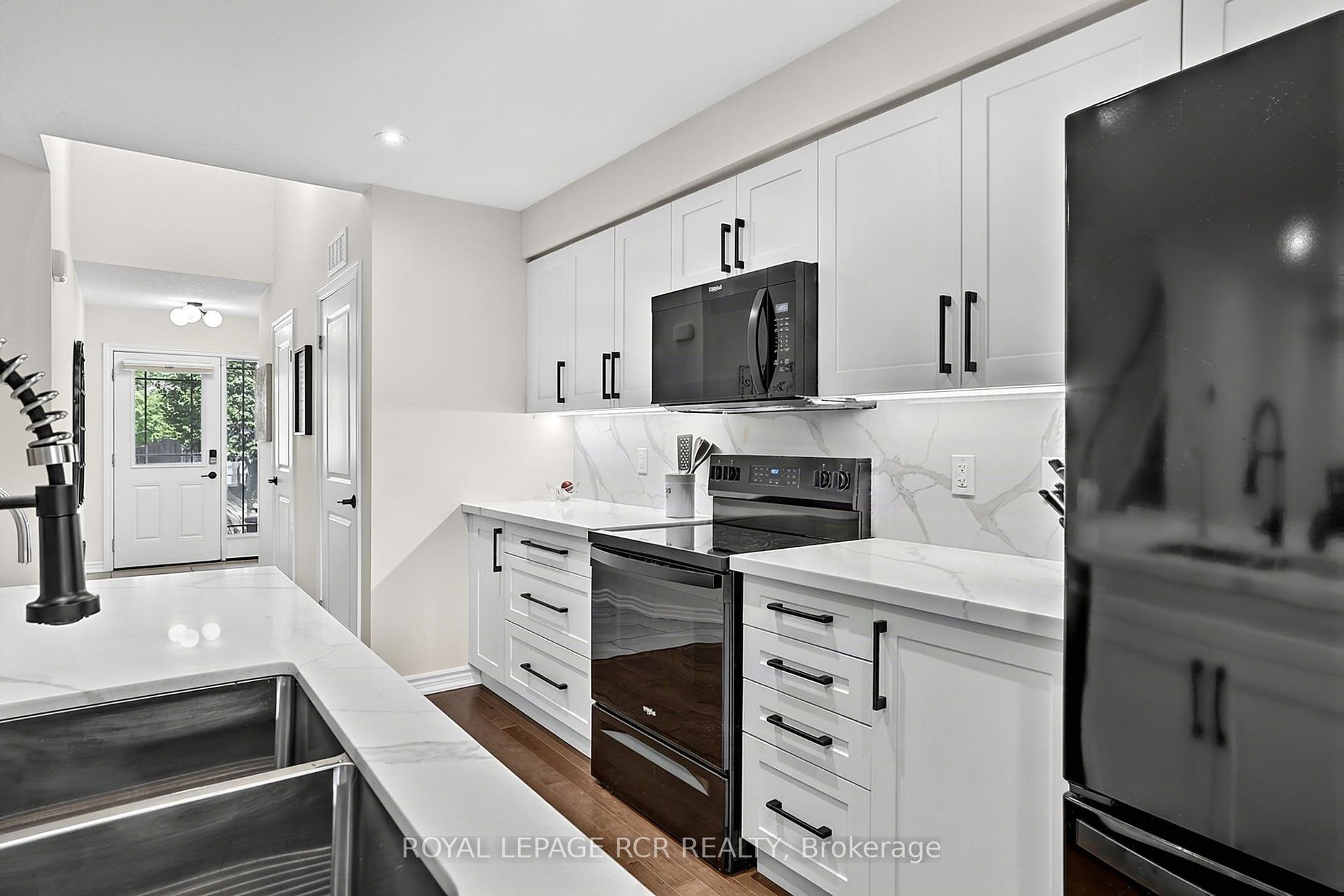 24 WESTMINSTER Crescent, Centre Wellington, Wellington ON N1M 1Y8 24 WESTMINSTER Crescent, Centre Wellington, Wellington ON N1M 1Y8