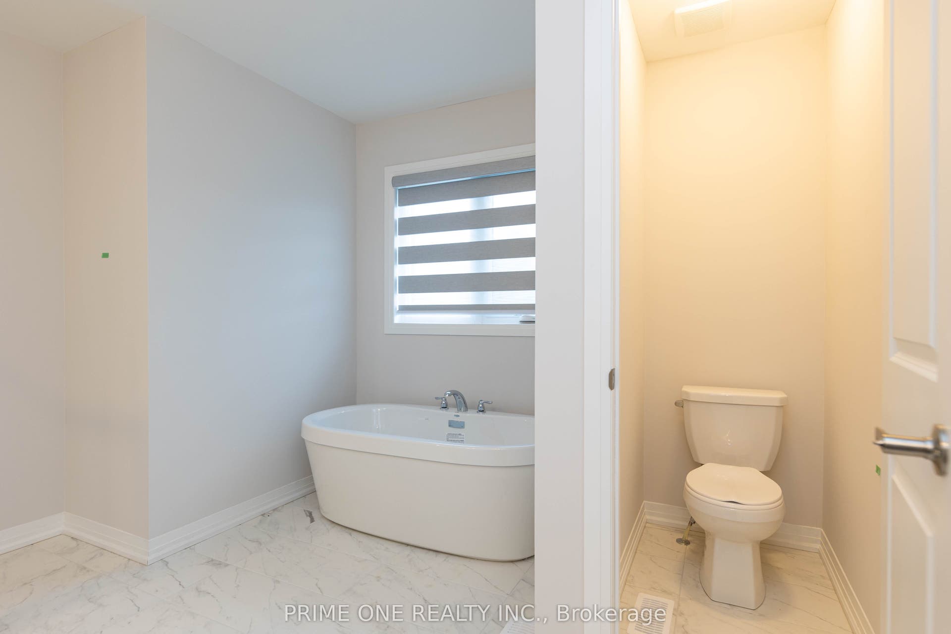 136 Blacklock Street, Cambridge, Waterloo ON N1S 0E3 136 Blacklock Street, Cambridge, Waterloo ON N1S 0E3