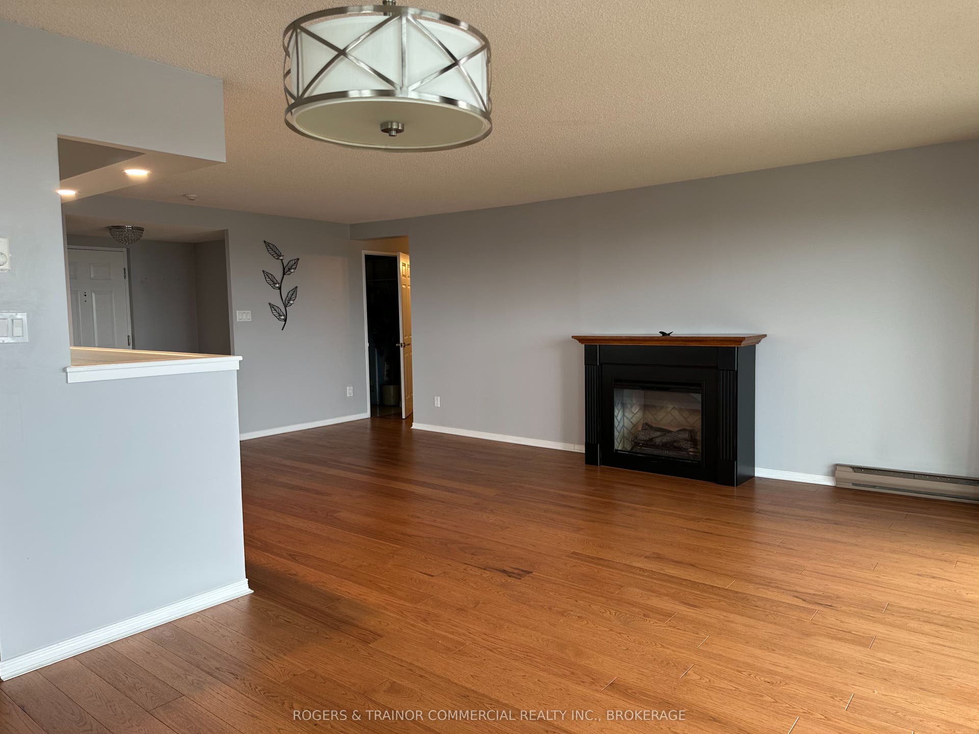 257 Bath Road, #905, Kingston, Frontenac ON K7M 7T3 257 Bath Road, #905, Kingston, Frontenac ON K7M 7T3
