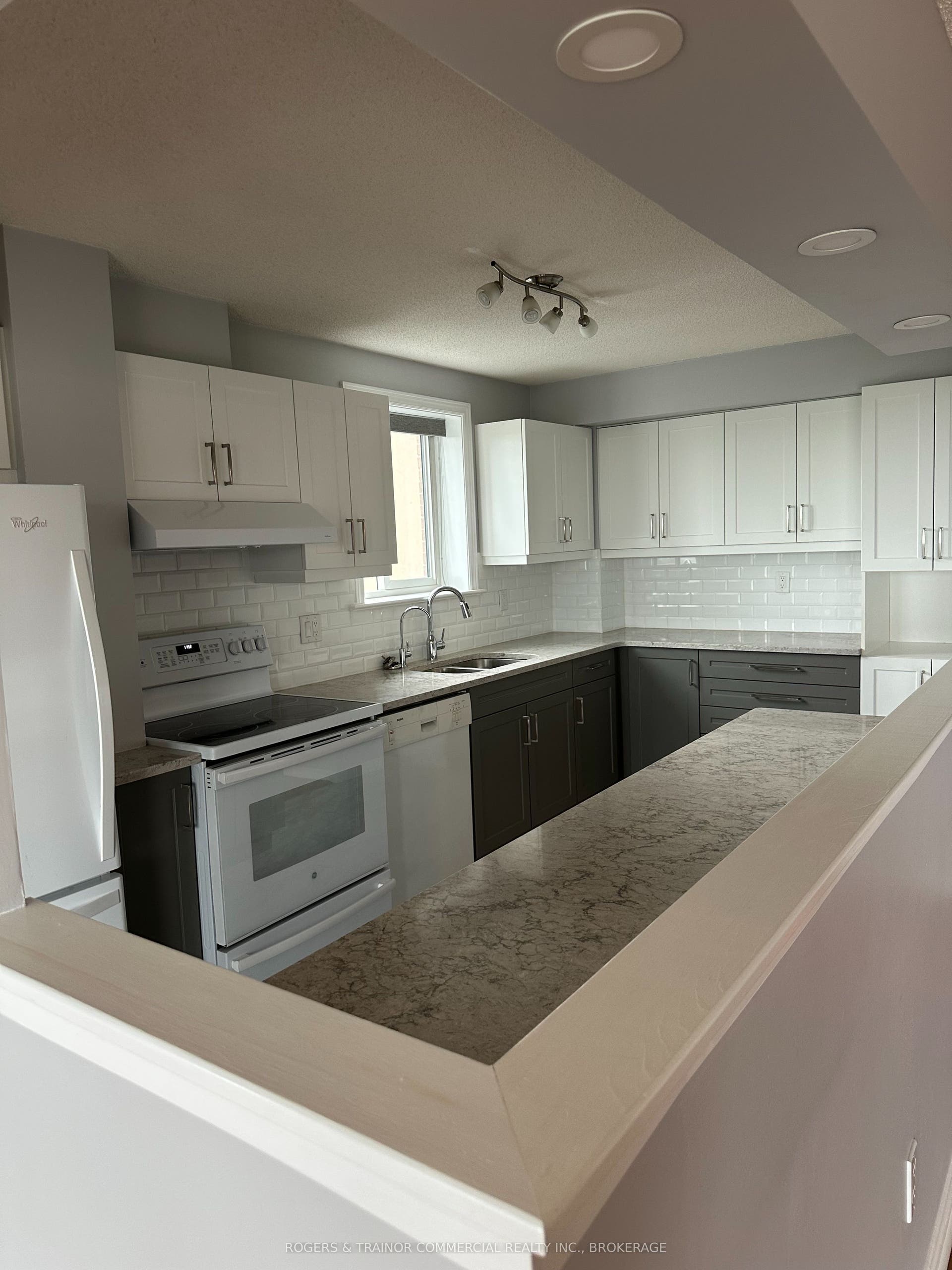 257 Bath Road, #905, Kingston, Frontenac ON K7M 7T3 257 Bath Road, #905, Kingston, Frontenac ON K7M 7T3