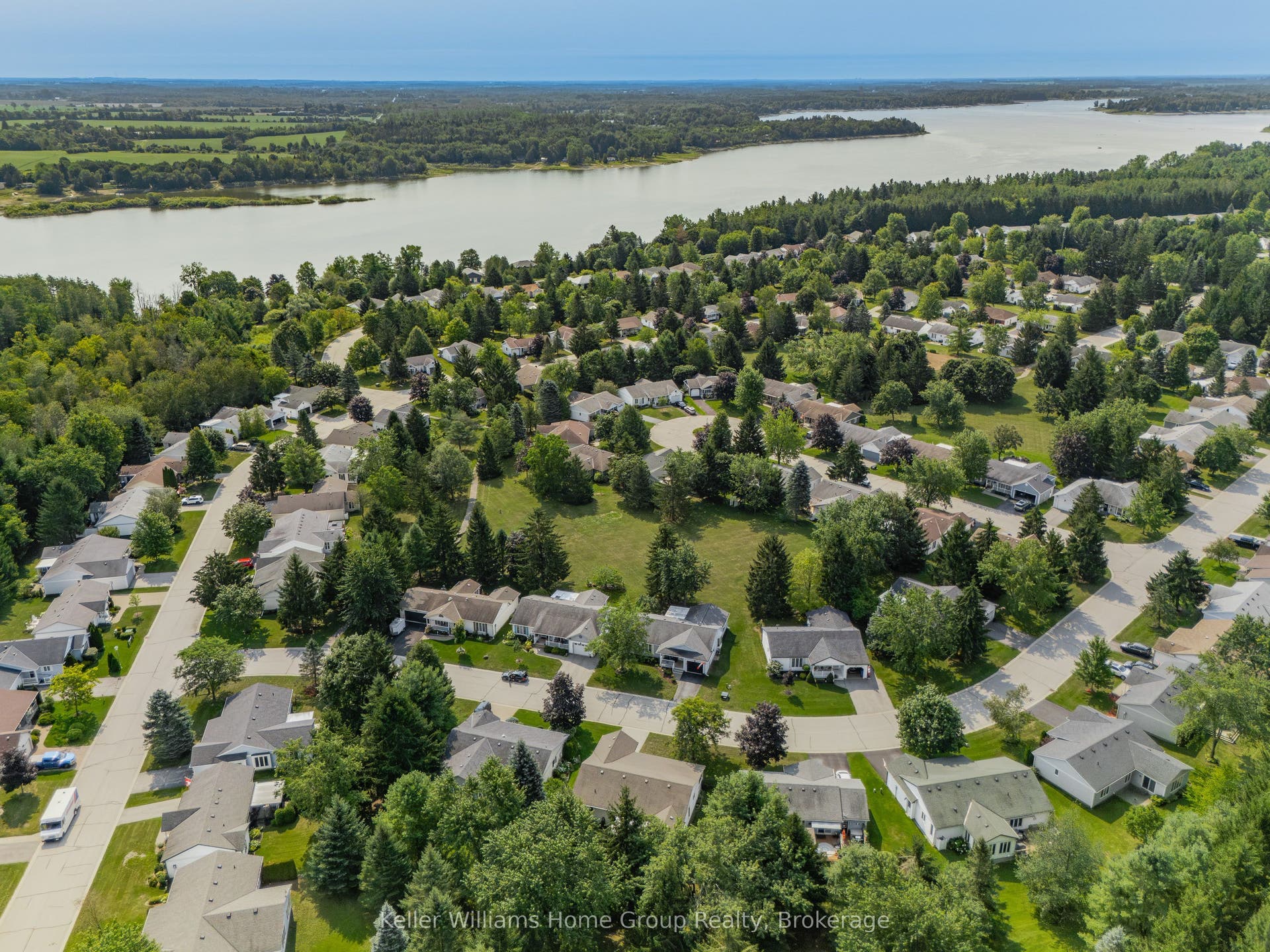 85 White Bark Way, Centre Wellington, Wellington ON N0B 1J0 85 White Bark Way, Centre Wellington, Wellington ON N0B 1J0