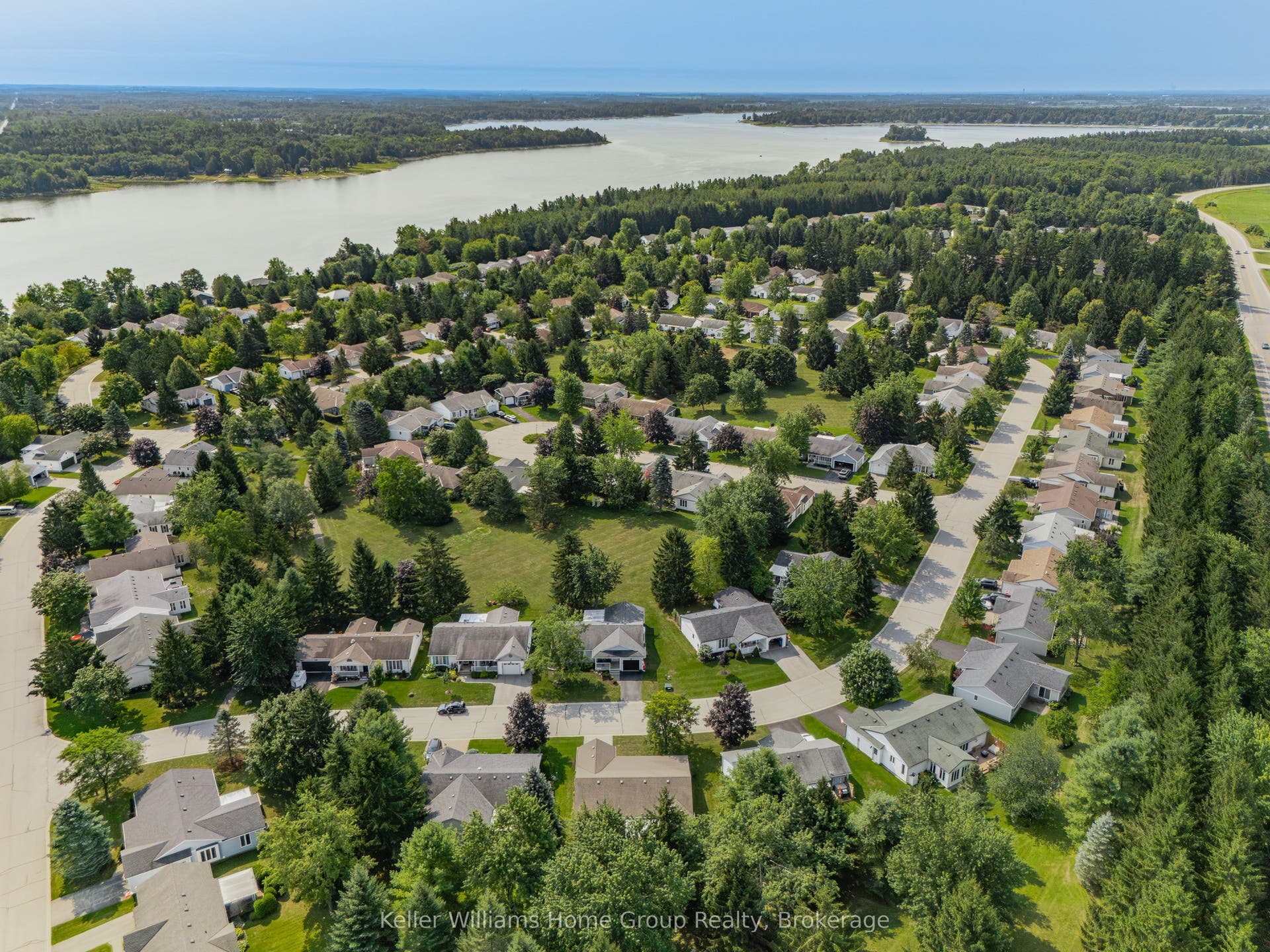 85 White Bark Way, Centre Wellington, Wellington ON N0B 1J0 85 White Bark Way, Centre Wellington, Wellington ON N0B 1J0
