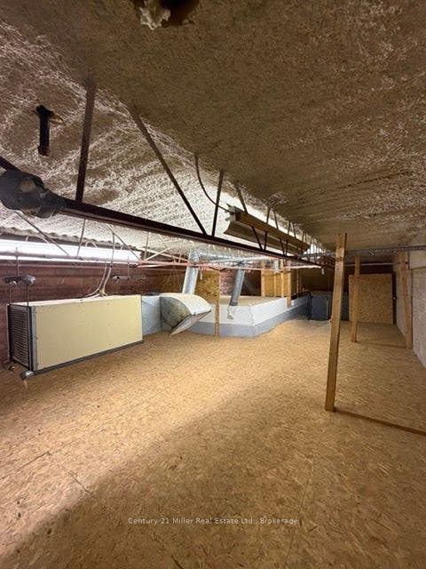 634 Colby Drive, #9, Waterloo, Waterloo ON N2V 1A2 Loft 4