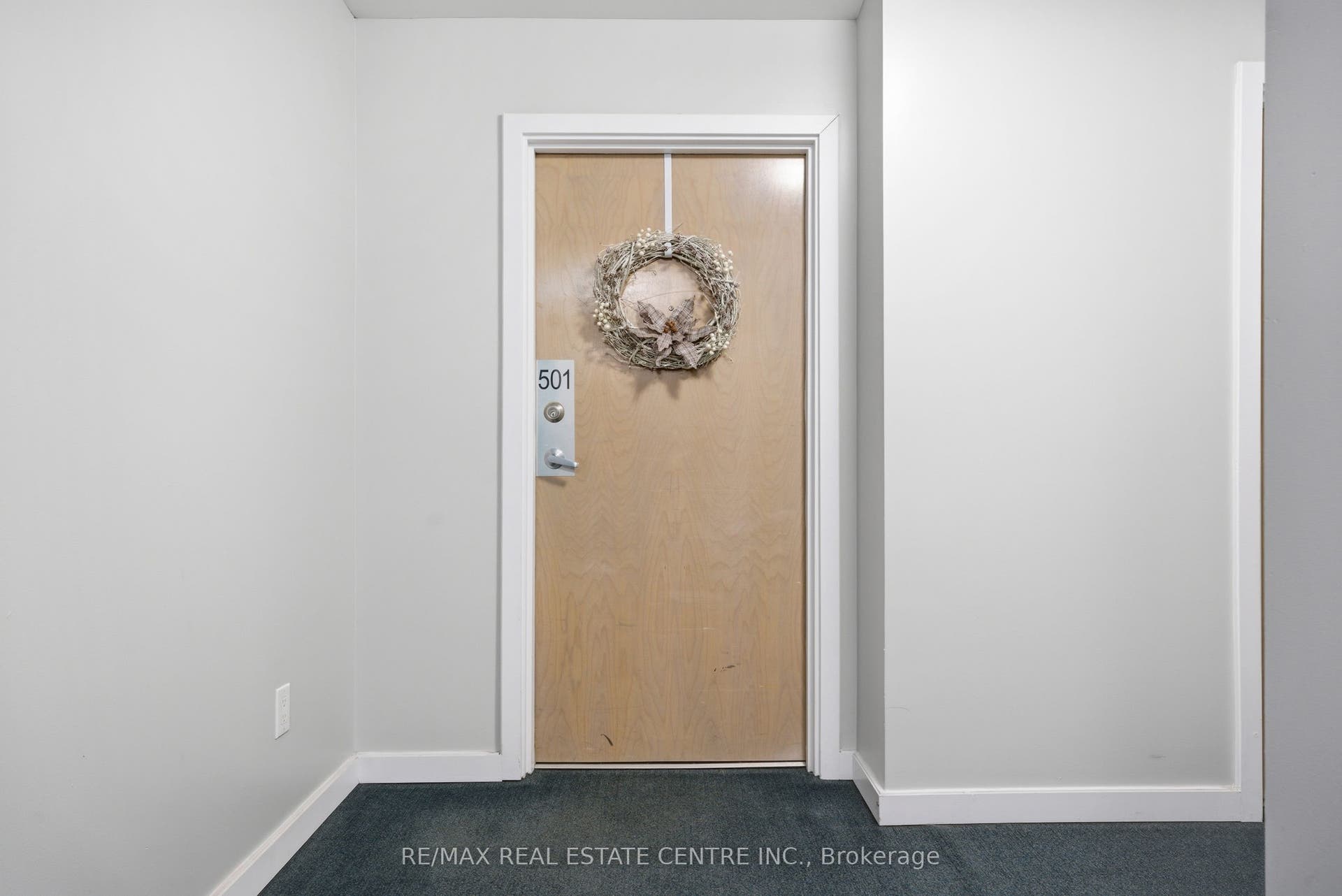 170 Water Street N, #501, Cambridge, Waterloo ON N1R 3B6 170 Water Street N, #501, Cambridge, Waterloo ON N1R 3B6