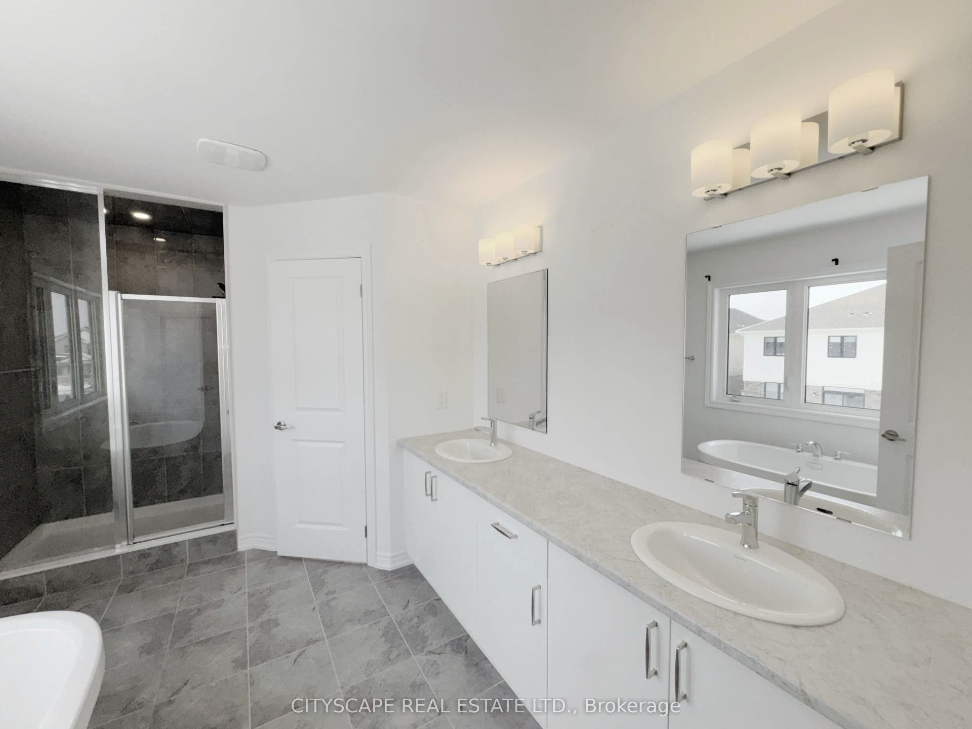 259 Rea Drive, Centre Wellington, Wellington ON N1M 2W3 Primary Bedroom 5pc Ensuite