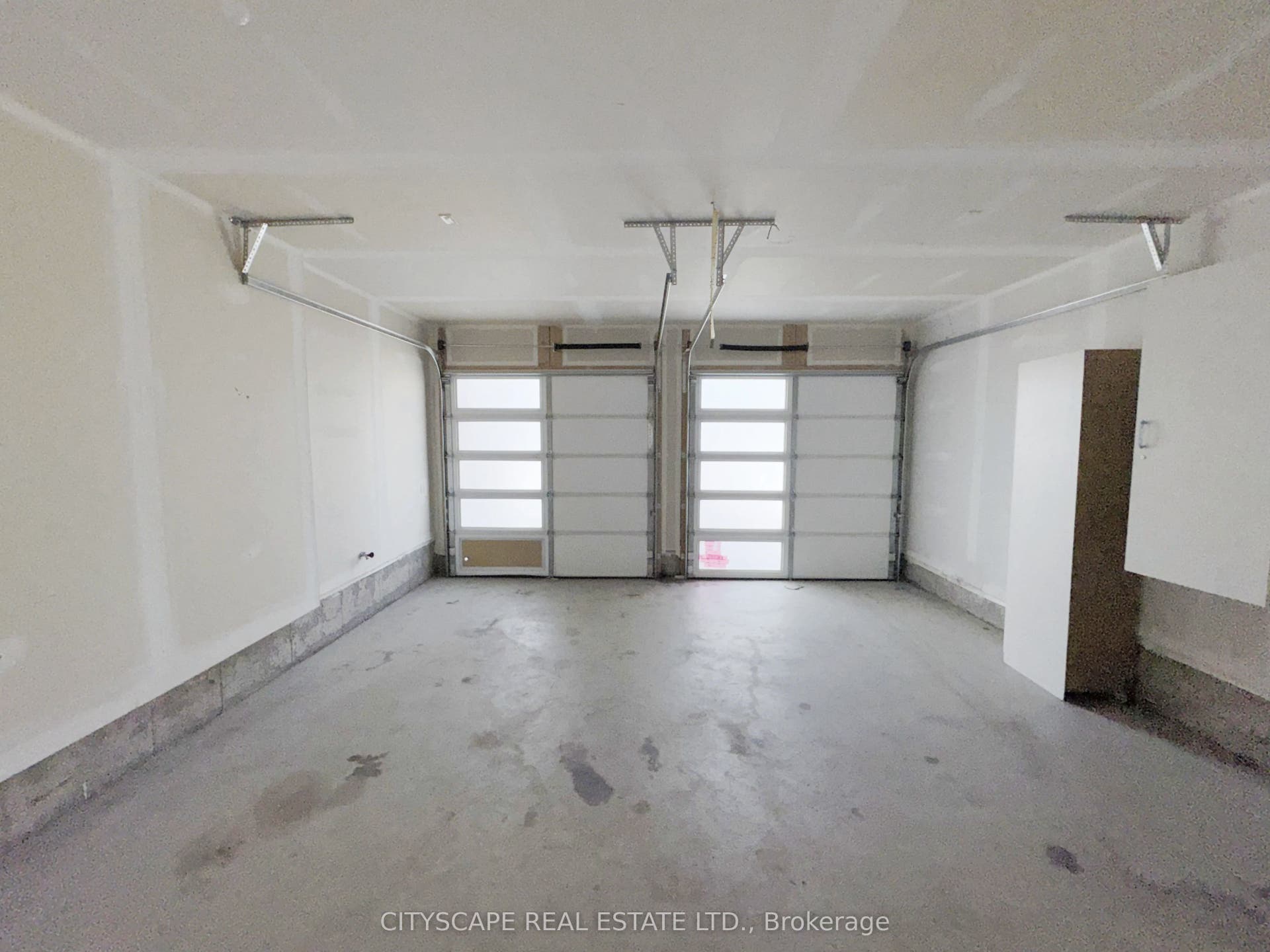 259 Rea Drive, Centre Wellington, Wellington ON N1M 2W3 Garage