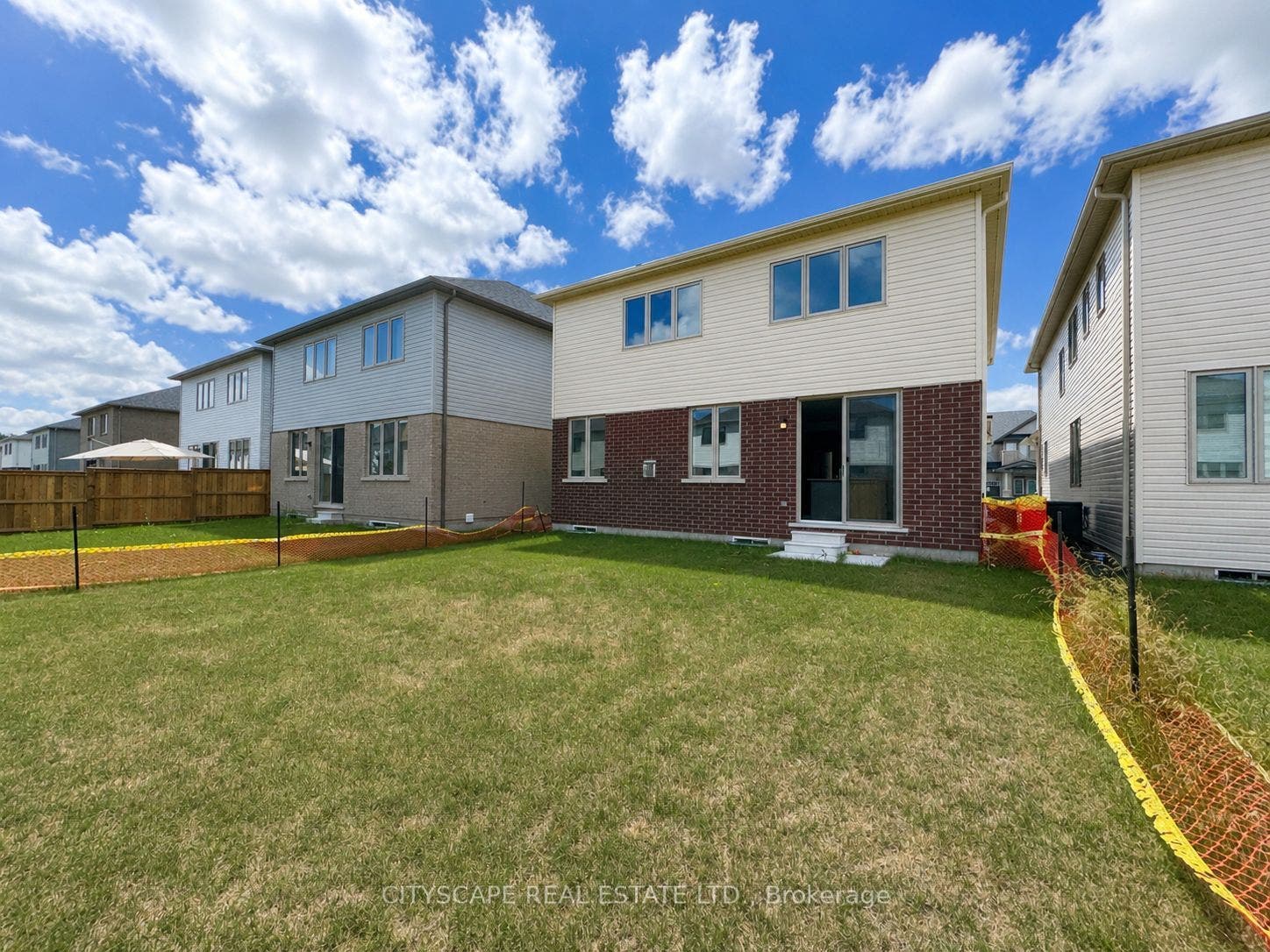 259 Rea Drive, Centre Wellington, Wellington ON N1M 2W3 Backyard - Right