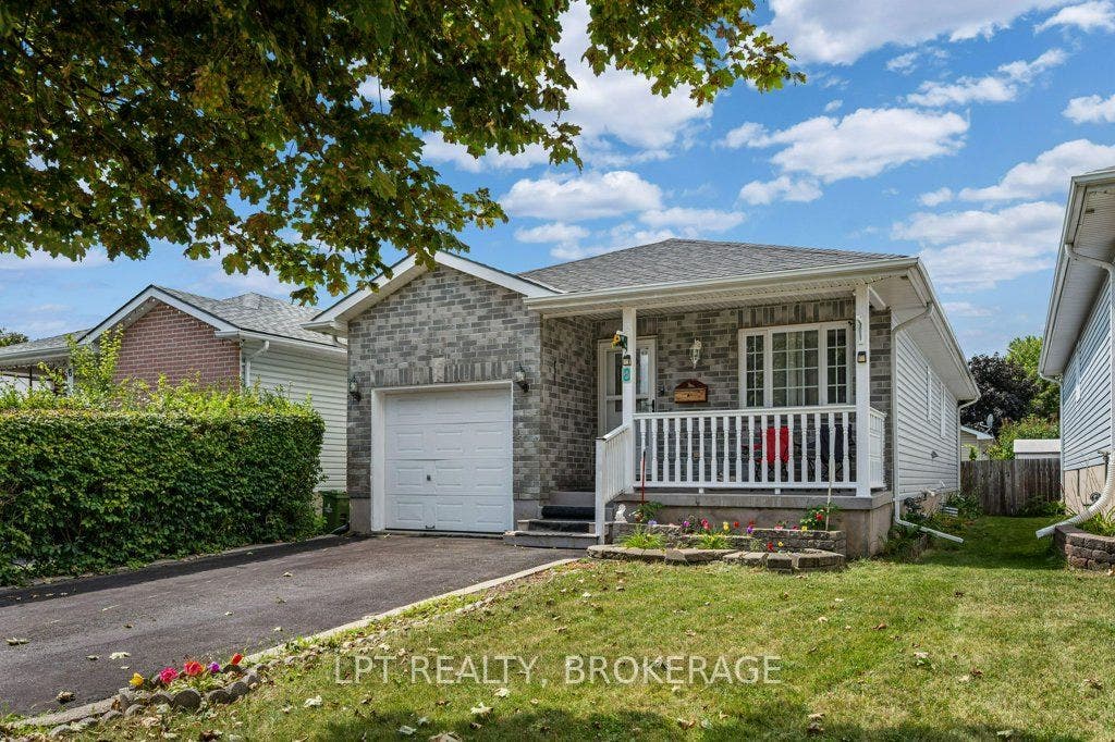8 Wilfred Crescent, Kingston, Frontenac ON K7K 7G9 8 Wilfred Crescent, Kingston, Frontenac ON K7K 7G9