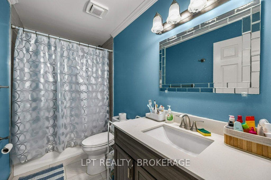 8 Wilfred Crescent, Kingston, Frontenac ON K7K 7G9 8 Wilfred Crescent, Kingston, Frontenac ON K7K 7G9