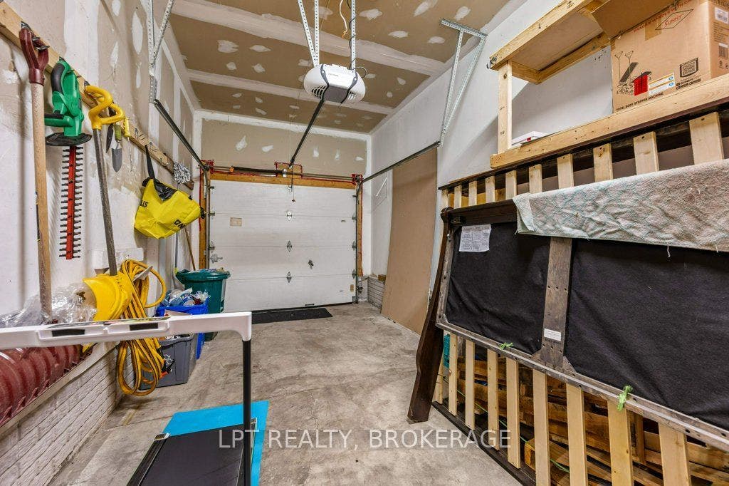 8 Wilfred Crescent, Kingston, Frontenac ON K7K 7G9 8 Wilfred Crescent, Kingston, Frontenac ON K7K 7G9