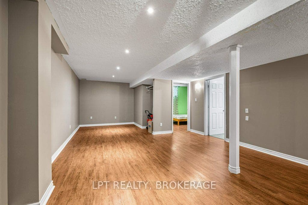 8 Wilfred Crescent, Kingston, Frontenac ON K7K 7G9 8 Wilfred Crescent, Kingston, Frontenac ON K7K 7G9