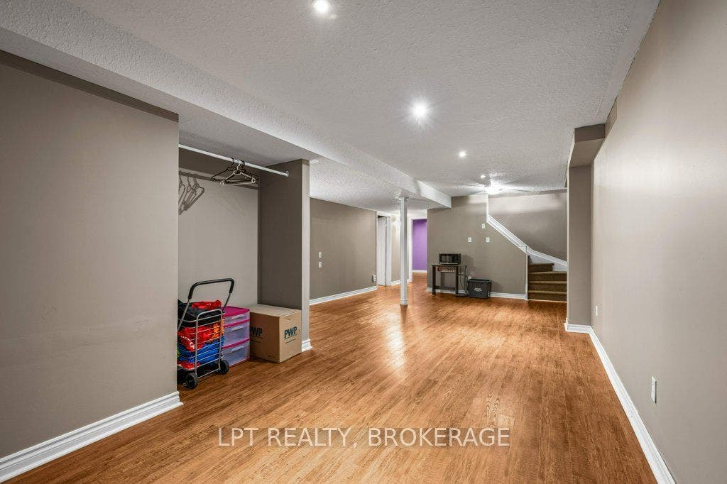 8 Wilfred Crescent, Kingston, Frontenac ON K7K 7G9 8 Wilfred Crescent, Kingston, Frontenac ON K7K 7G9