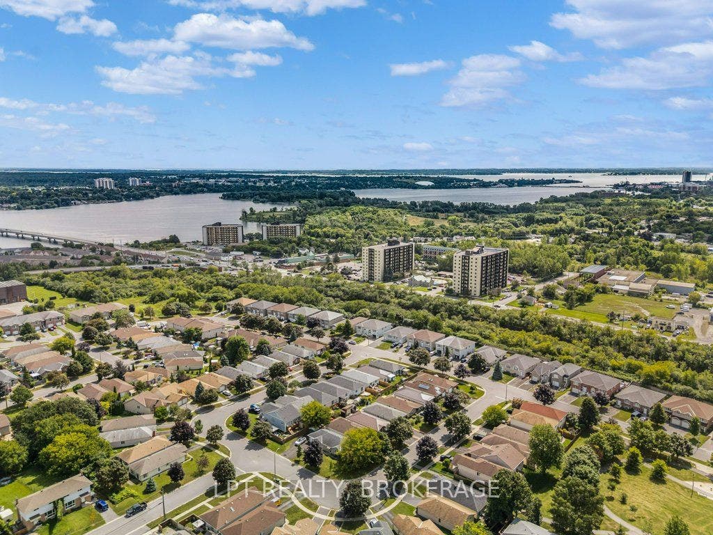 8 Wilfred Crescent, Kingston, Frontenac ON K7K 7G9 8 Wilfred Crescent, Kingston, Frontenac ON K7K 7G9