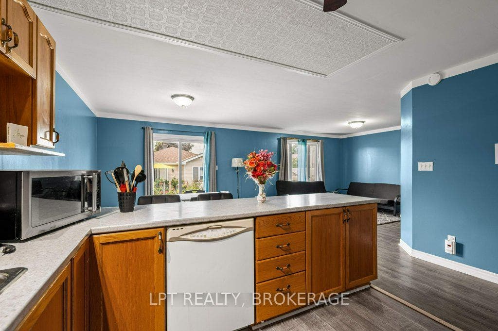 8 Wilfred Crescent, Kingston, Frontenac ON K7K 7G9 8 Wilfred Crescent, Kingston, Frontenac ON K7K 7G9