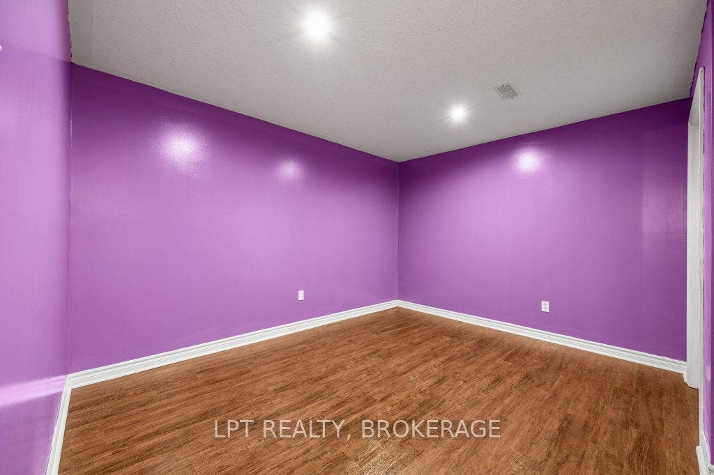 8 Wilfred Crescent, Kingston, Frontenac ON K7K 7G9 8 Wilfred Crescent, Kingston, Frontenac ON K7K 7G9
