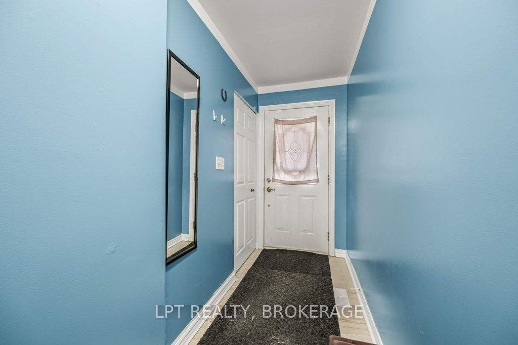8 Wilfred Crescent, Kingston, Frontenac ON K7K 7G9 8 Wilfred Crescent, Kingston, Frontenac ON K7K 7G9