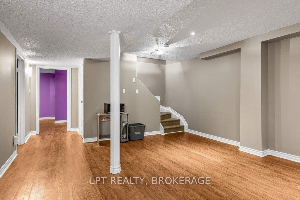 8 Wilfred Crescent, Kingston, Frontenac ON K7K 7G9 8 Wilfred Crescent, Kingston, Frontenac ON K7K 7G9