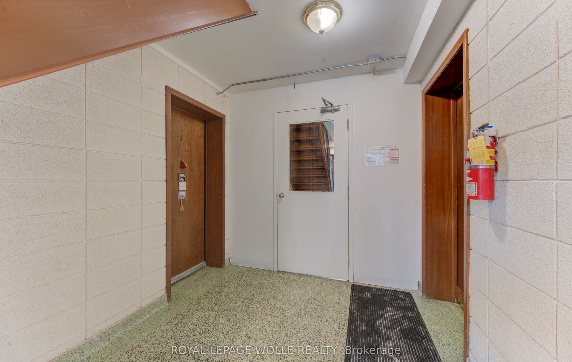 50 Gordon Avenue, Kitchener, Waterloo ON N2H 1N8 50 Gordon Avenue, Kitchener, Waterloo ON N2H 1N8