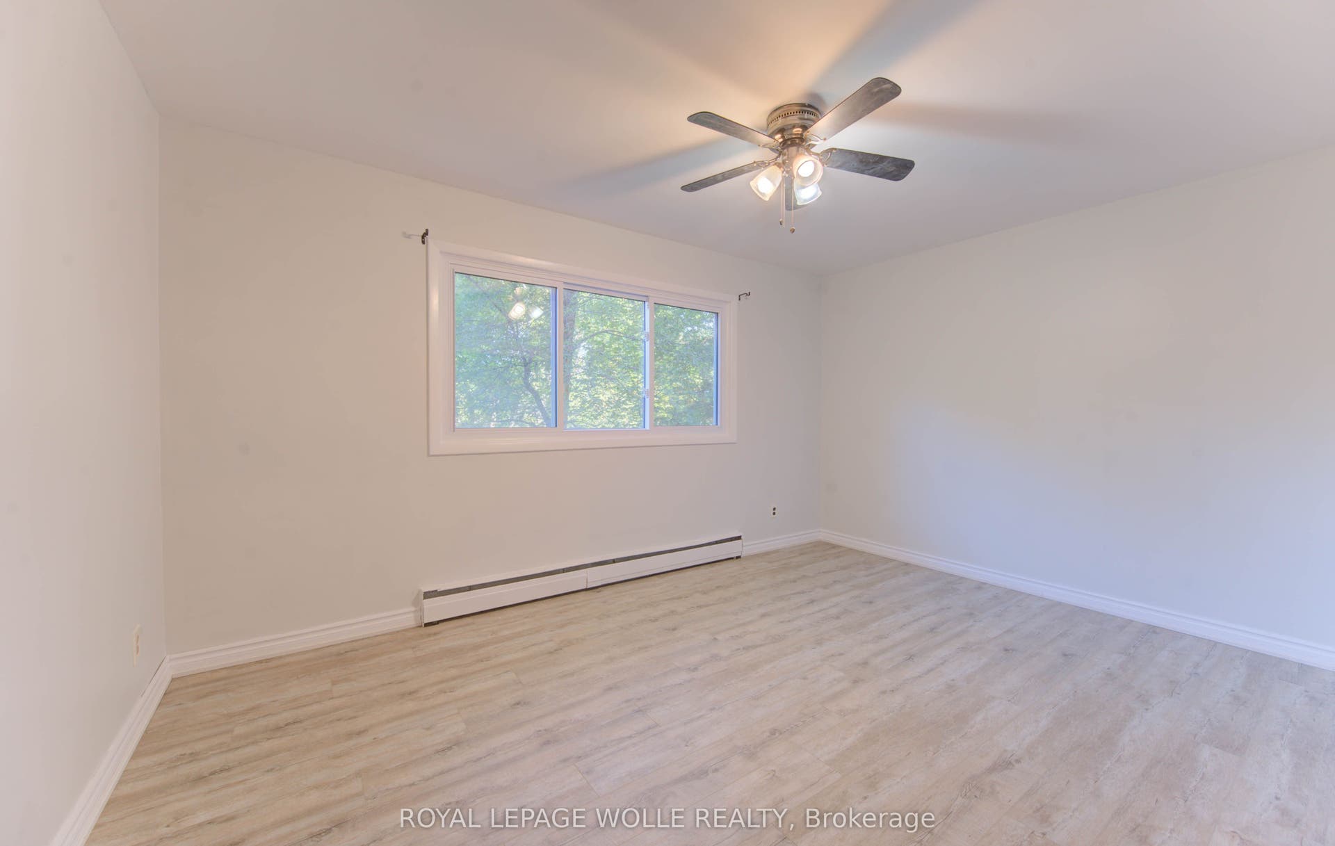 50 Gordon Avenue, Kitchener, Waterloo ON N2H 1N8 50 Gordon Avenue, Kitchener, Waterloo ON N2H 1N8