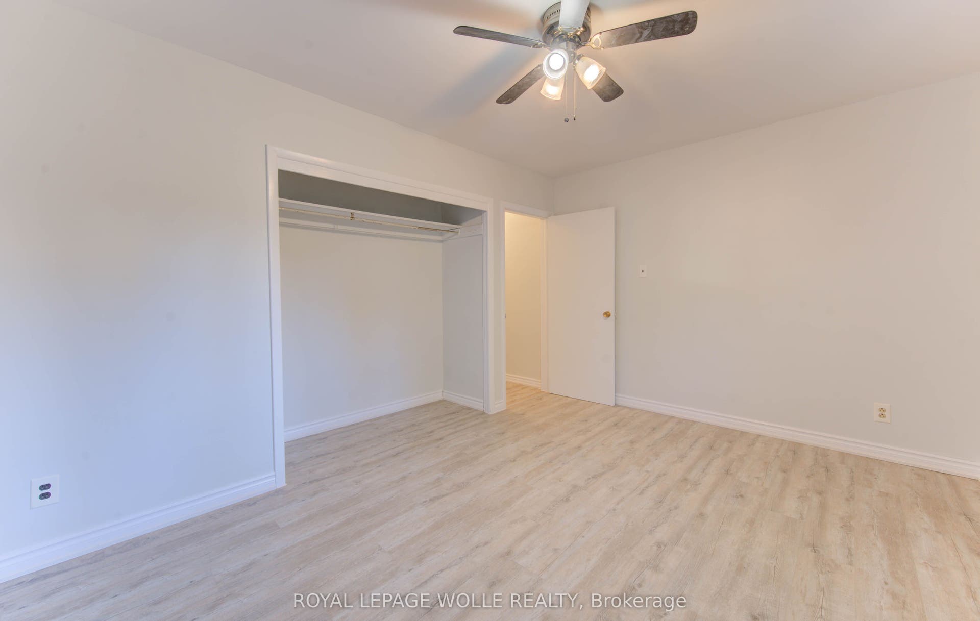 50 Gordon Avenue, Kitchener, Waterloo ON N2H 1N8 50 Gordon Avenue, Kitchener, Waterloo ON N2H 1N8