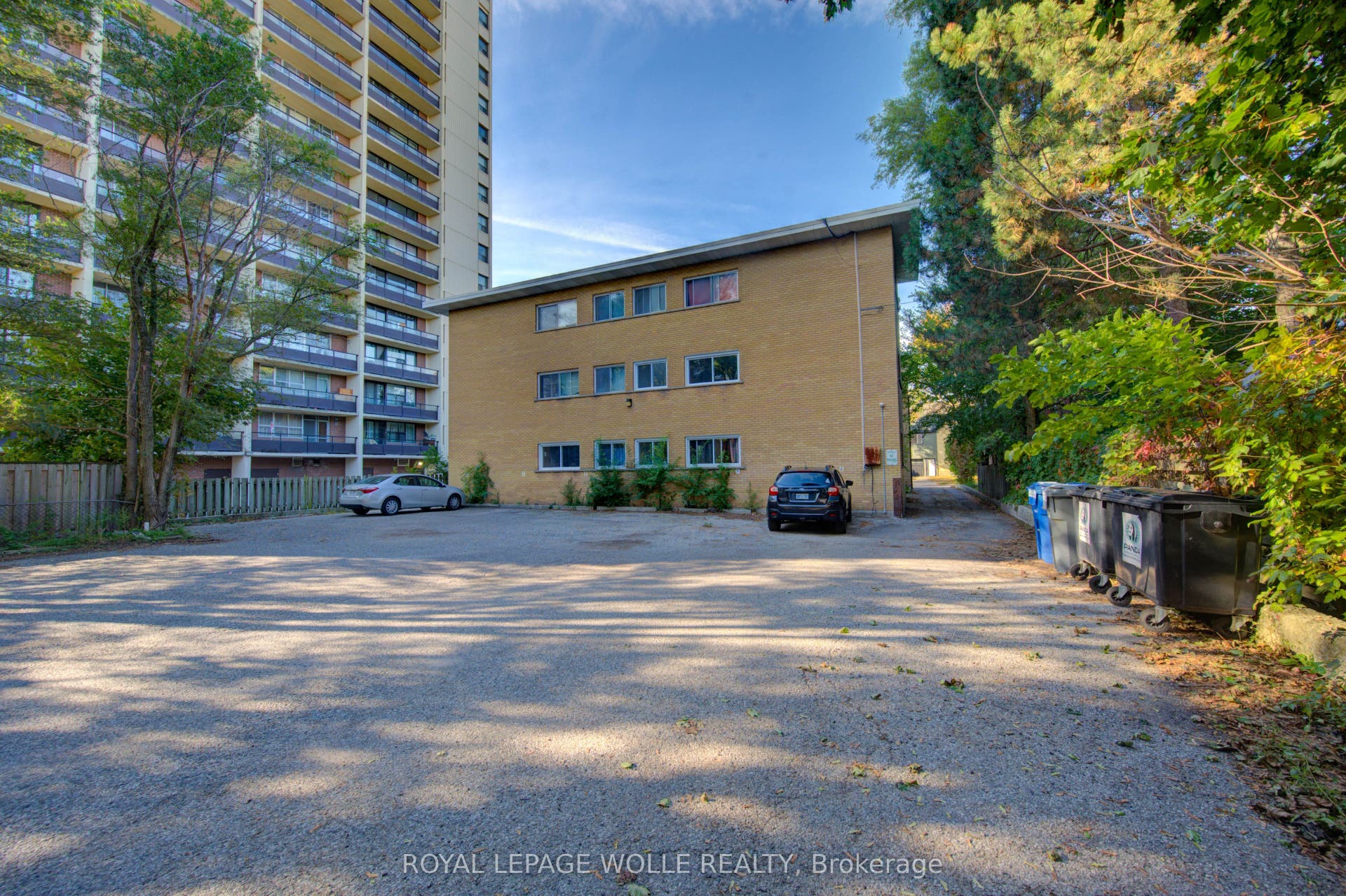 50 Gordon Avenue, Kitchener, Waterloo ON N2H 1N8 50 Gordon Avenue, Kitchener, Waterloo ON N2H 1N8