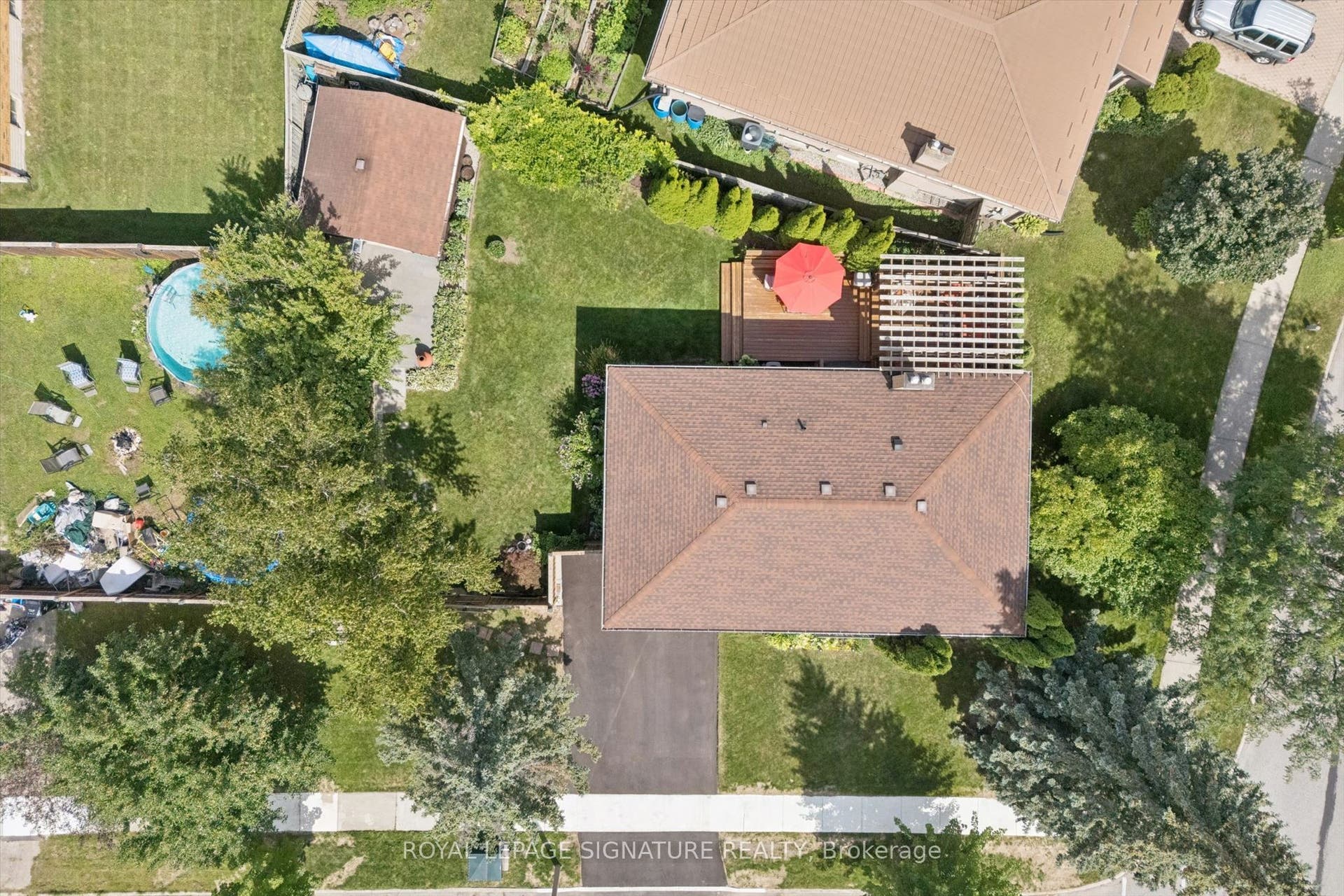 590 Fern Road, Waterloo, Waterloo ON N2V 1K6 590 Fern Road, Waterloo, Waterloo ON N2V 1K6