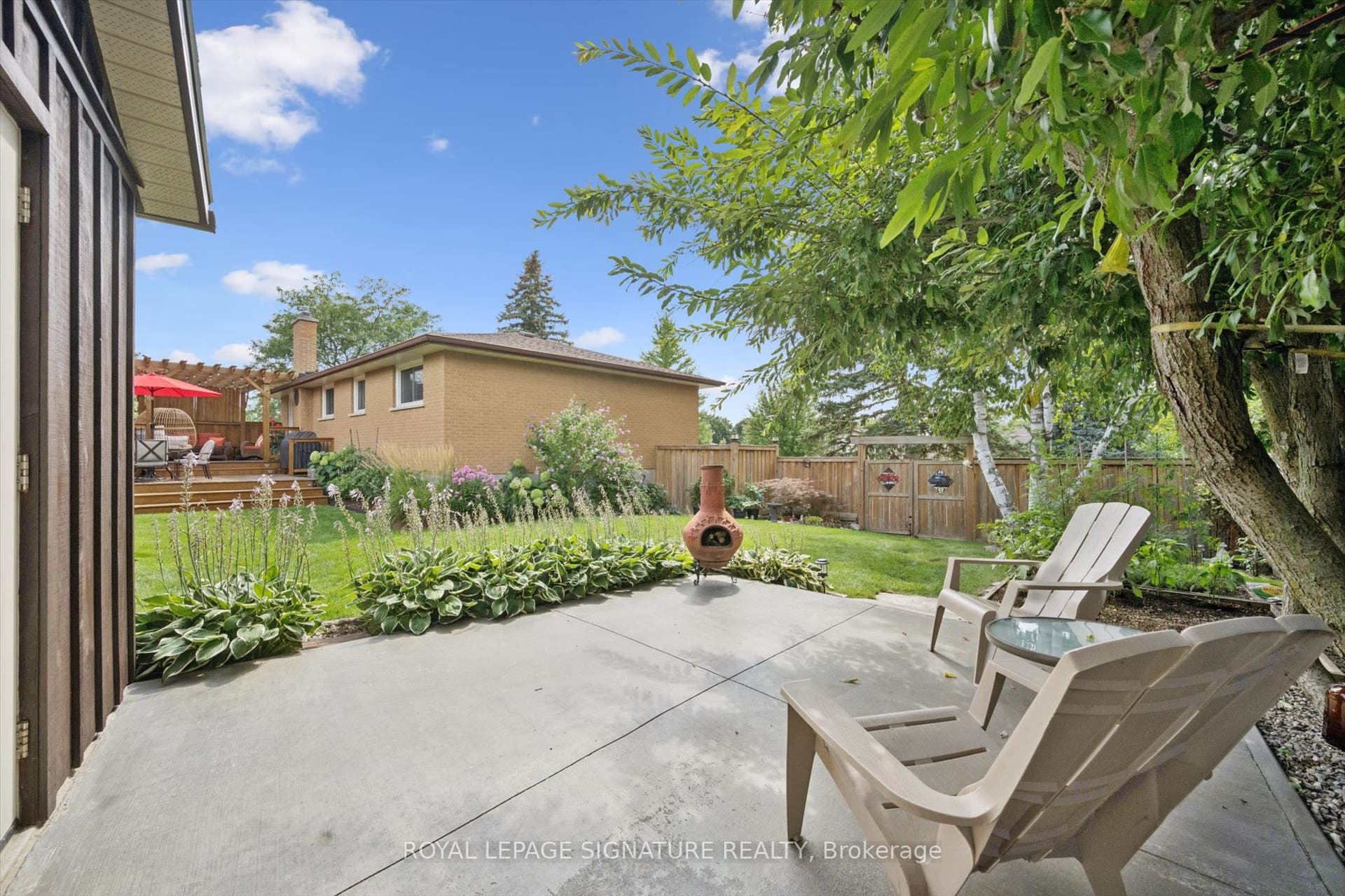 590 Fern Road, Waterloo, Waterloo ON N2V 1K6 590 Fern Road, Waterloo, Waterloo ON N2V 1K6
