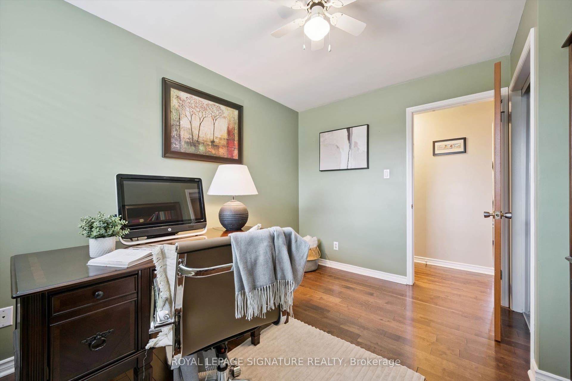 590 Fern Road, Waterloo, Waterloo ON N2V 1K6 590 Fern Road, Waterloo, Waterloo ON N2V 1K6