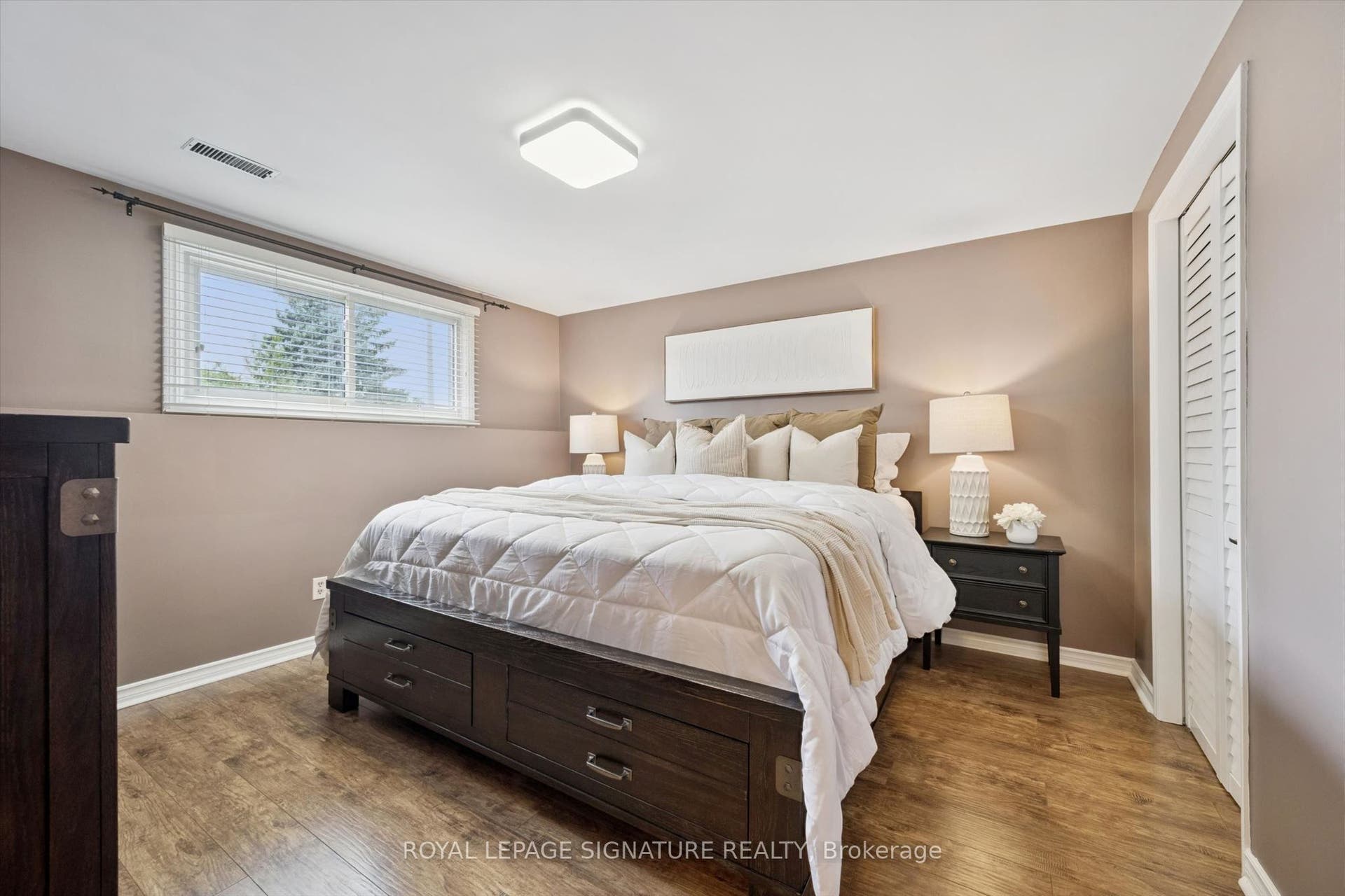 590 Fern Road, Waterloo, Waterloo ON N2V 1K6 590 Fern Road, Waterloo, Waterloo ON N2V 1K6
