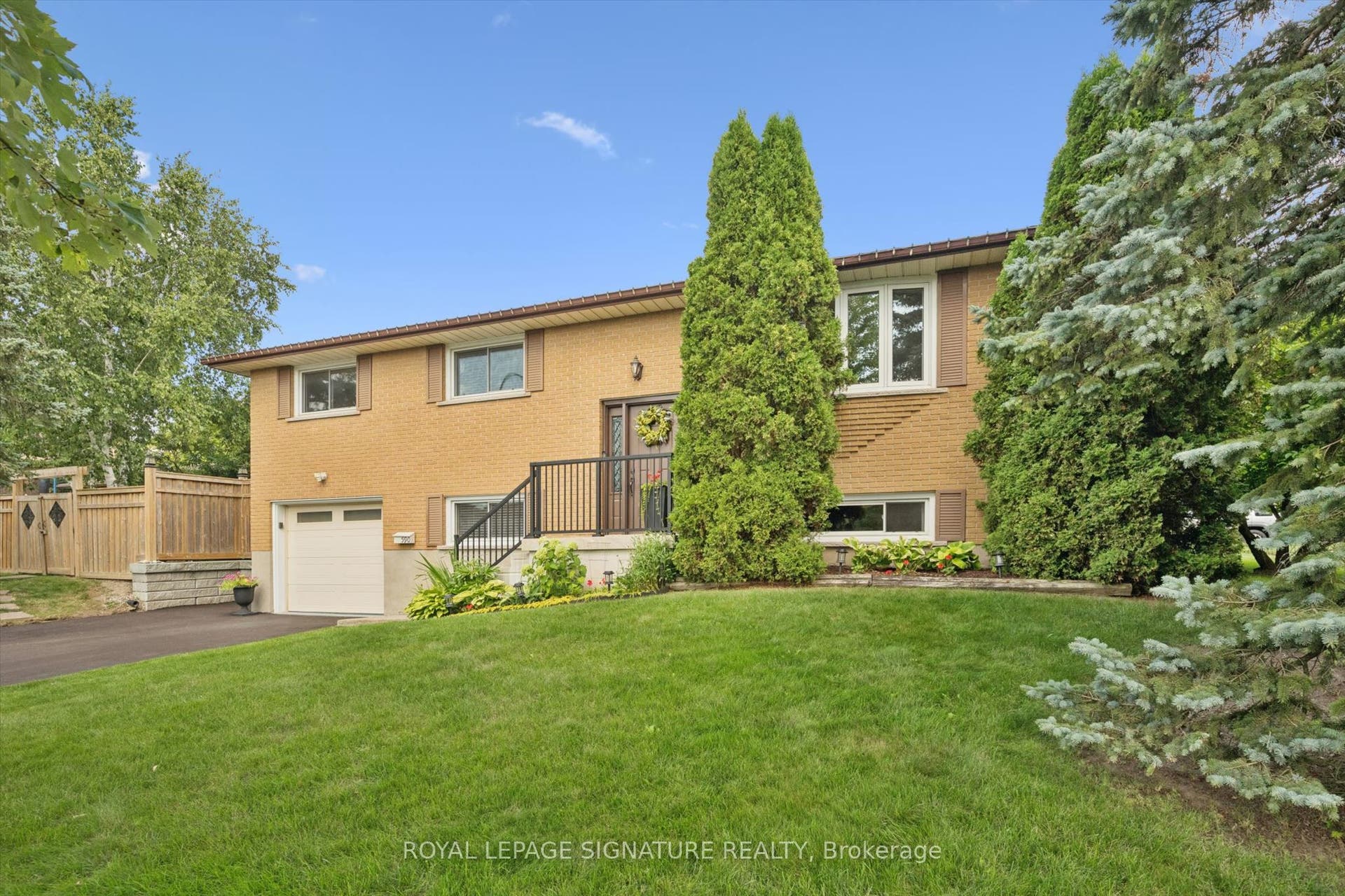 590 Fern Road, Waterloo, Waterloo ON N2V 1K6 590 Fern Road, Waterloo, Waterloo ON N2V 1K6