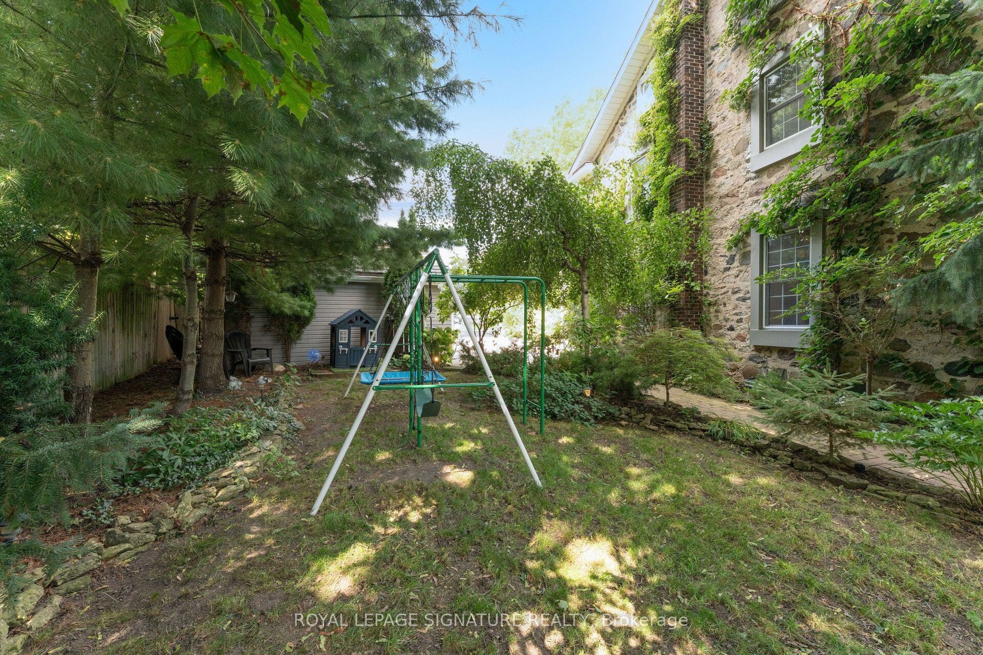 164 Fisher Mills Road, Cambridge, Waterloo ON N3C 1E2