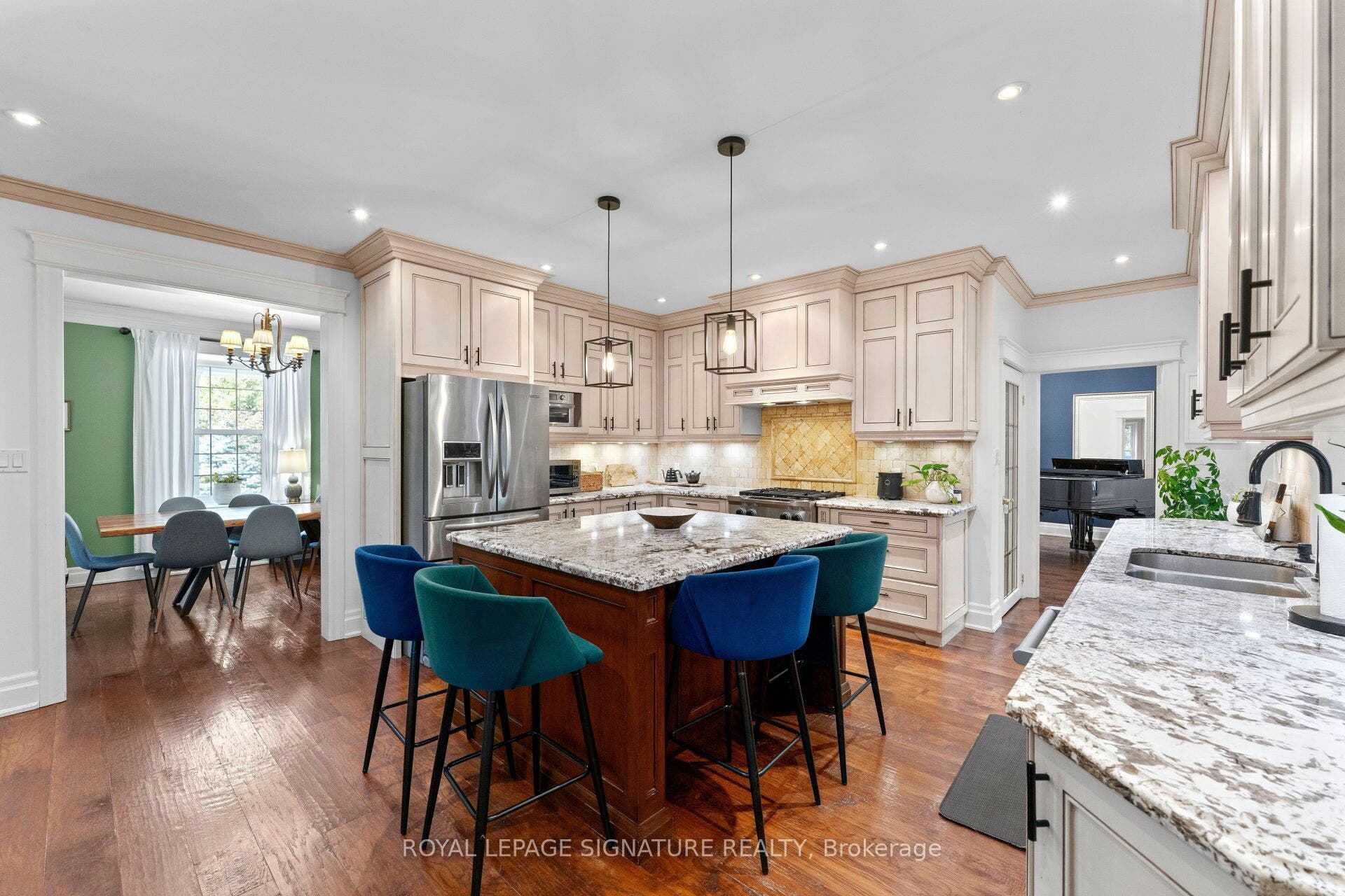 164 Fisher Mills Road, Cambridge, Waterloo ON N3C 1E2