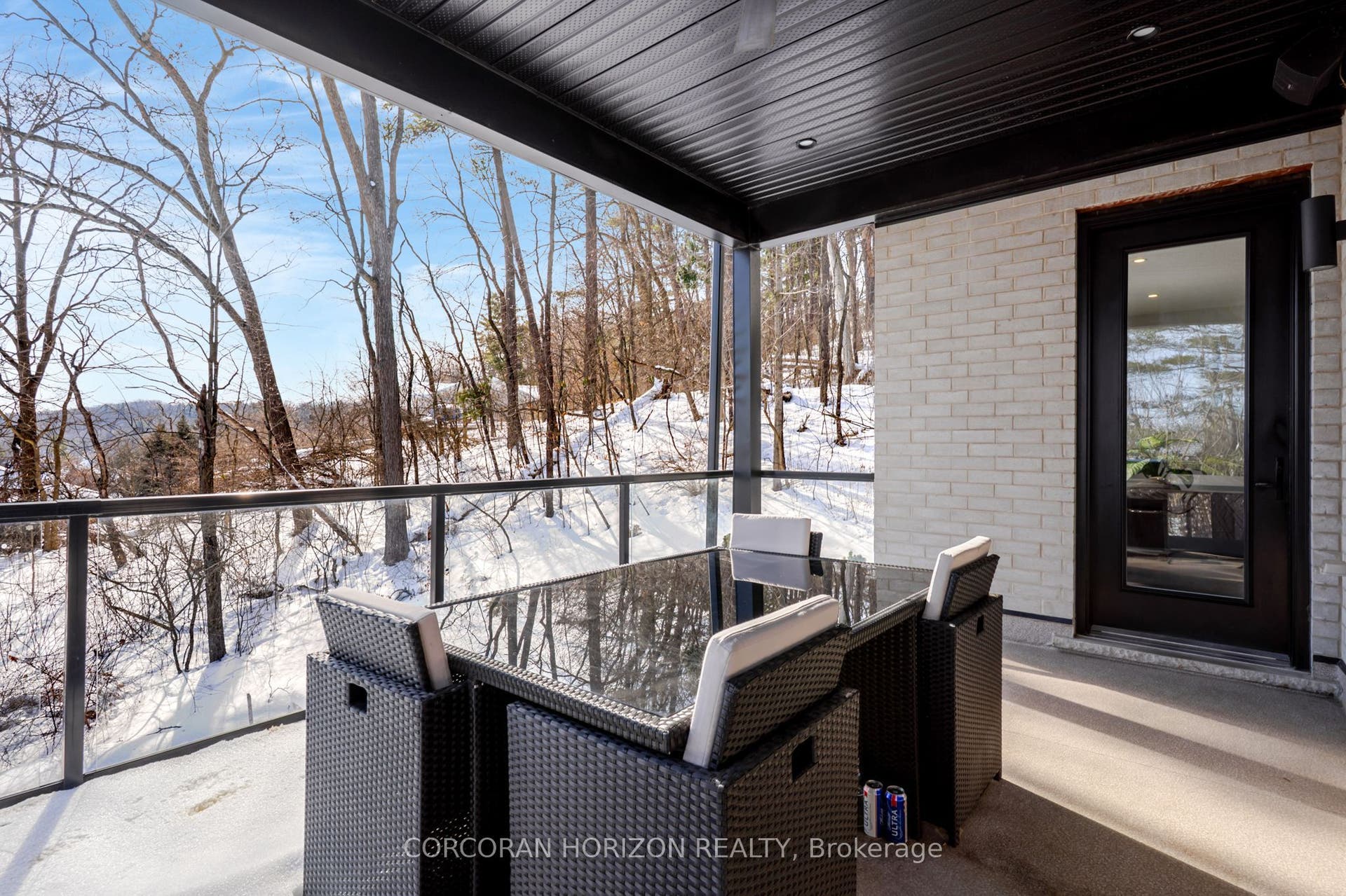111 Grand Ridge Drive, Cambridge, Waterloo ON N1S 4E4 111 Grand Ridge Drive, Cambridge, Waterloo ON N1S 4E4