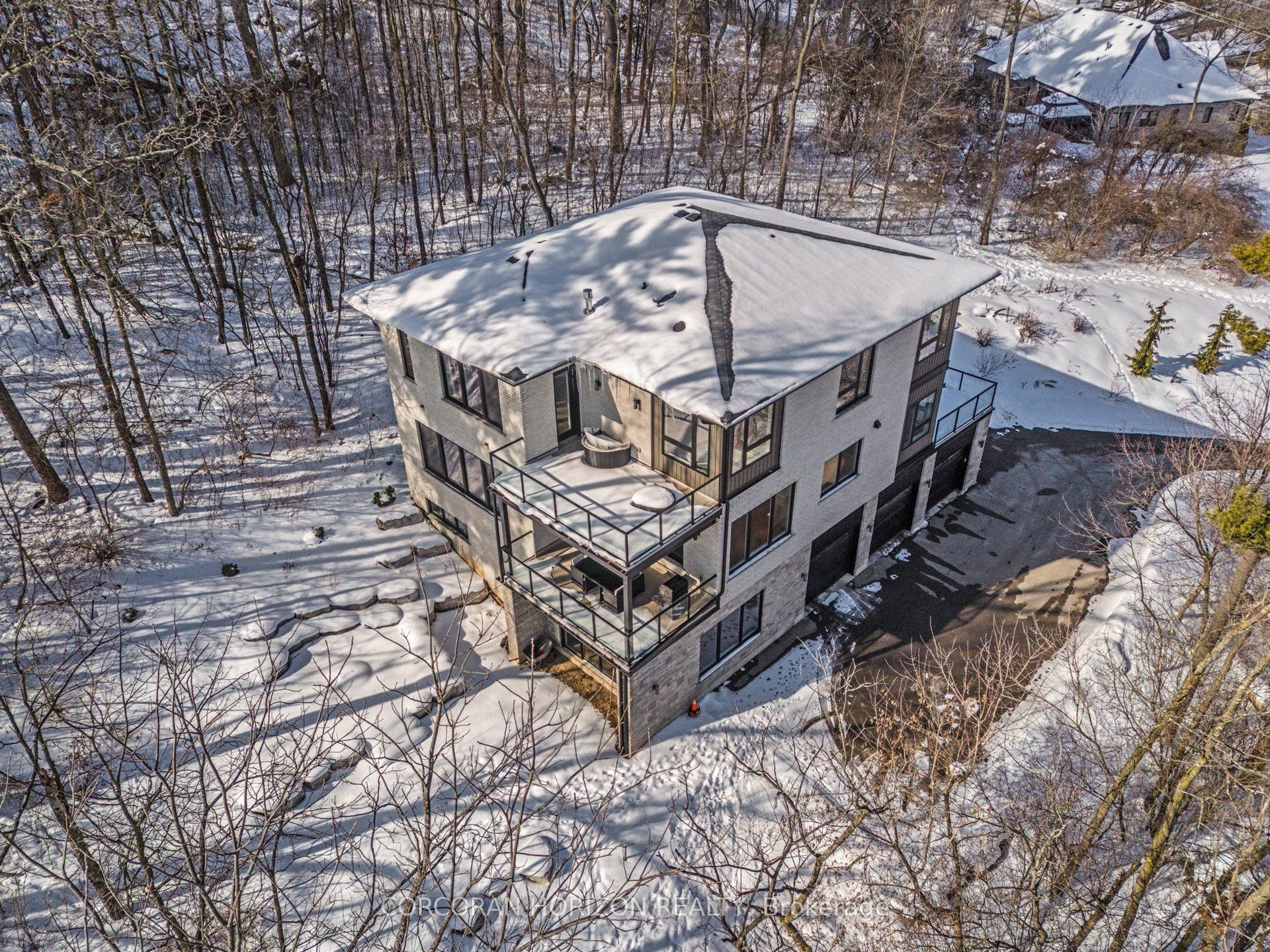 111 Grand Ridge Drive, Cambridge, Waterloo ON N1S 4E4 111 Grand Ridge Drive, Cambridge, Waterloo ON N1S 4E4