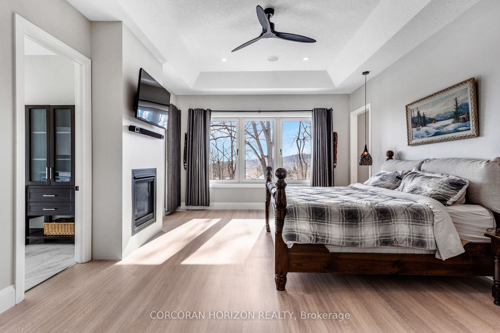 111 Grand Ridge Drive, Cambridge, Waterloo ON N1S 4E4 111 Grand Ridge Drive, Cambridge, Waterloo ON N1S 4E4