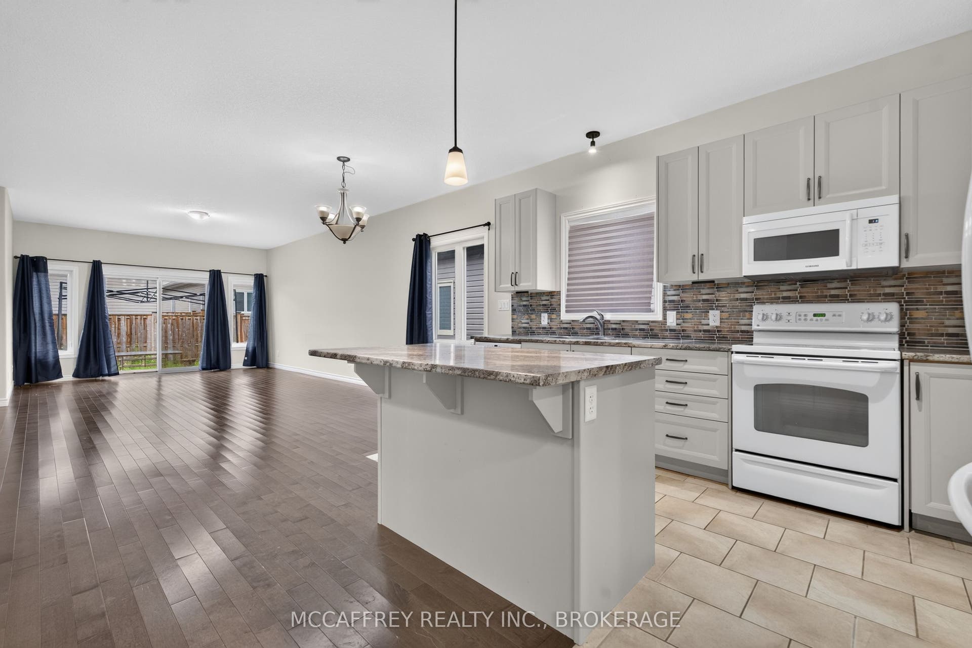 1286 Carfa Crescent, Kingston, Frontenac ON K7P 0M8 1286 Carfa Crescent, Kingston, Frontenac ON K7P 0M8