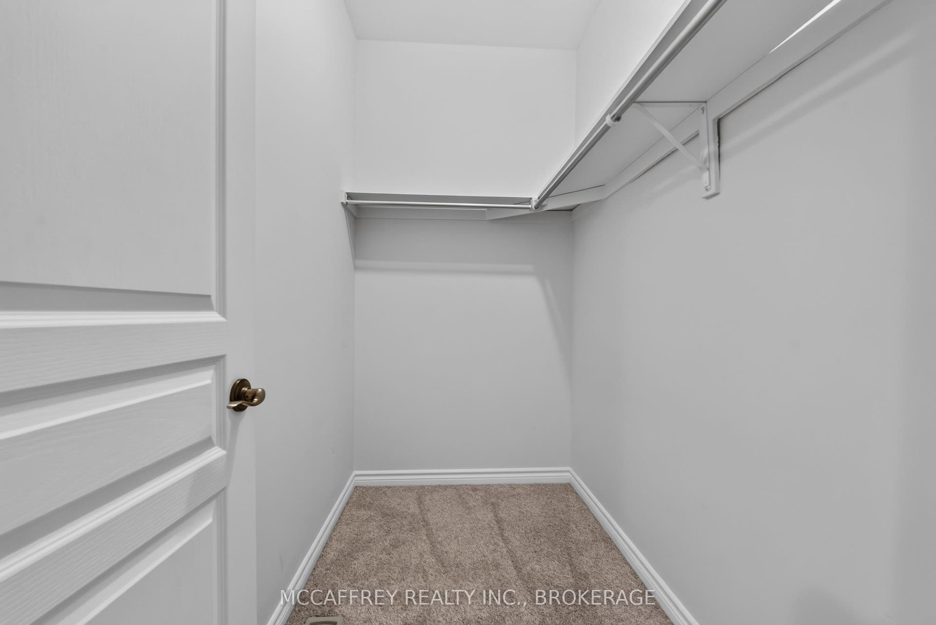 1286 Carfa Crescent, Kingston, Frontenac ON K7P 0M8 1286 Carfa Crescent, Kingston, Frontenac ON K7P 0M8