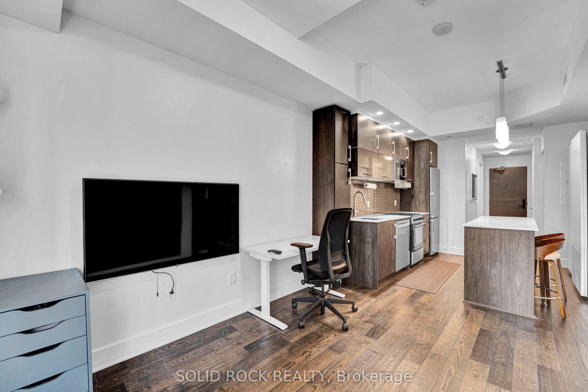 255 Bay Street, #309, Ottawa Centre, Ottawa ON K1R 0C5
