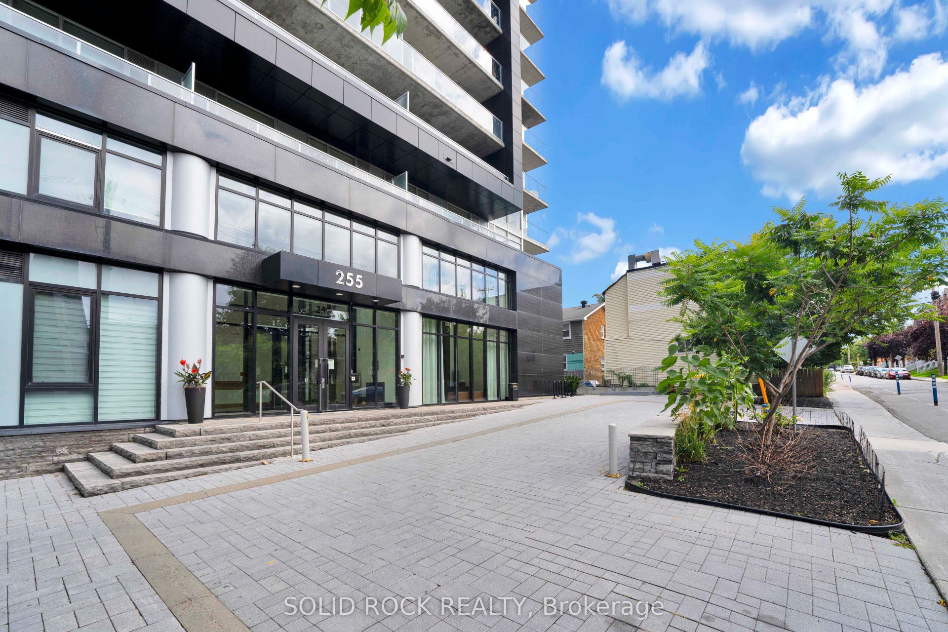255 Bay Street, #309, Ottawa Centre, Ottawa ON K1R 0C5