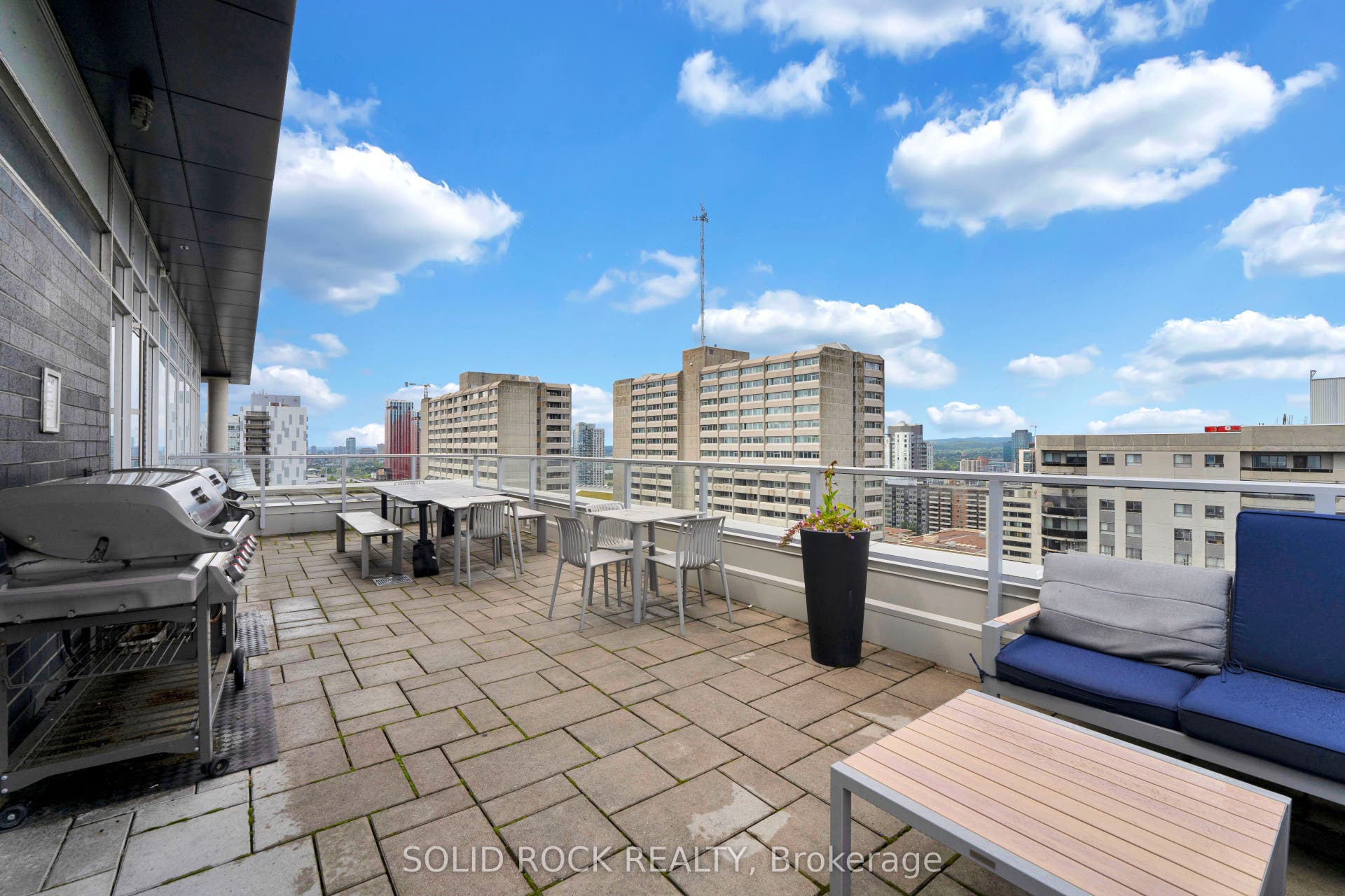 255 Bay Street, #309, Ottawa Centre, Ottawa ON K1R 0C5