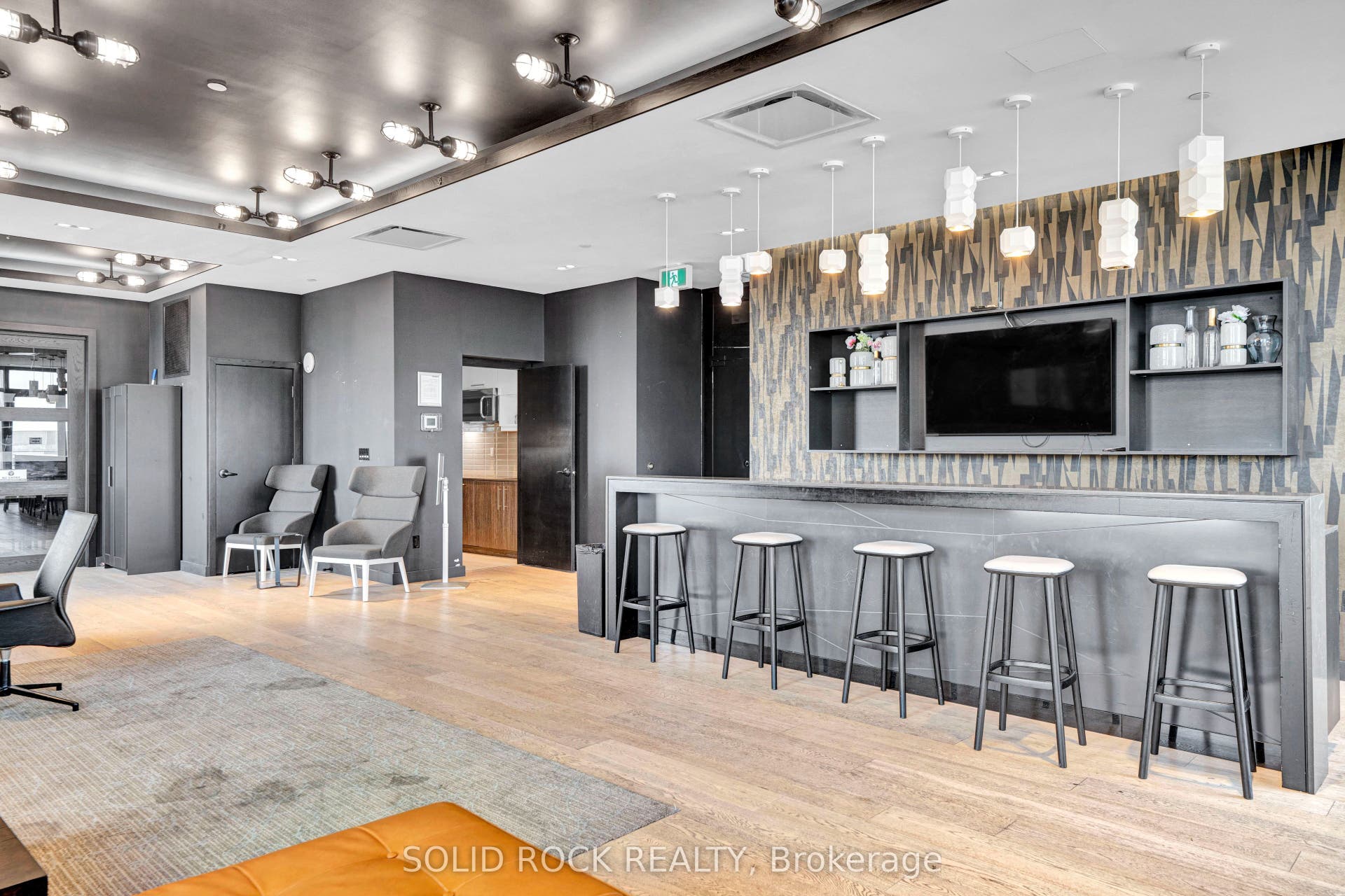 255 Bay Street, #309, Ottawa Centre, Ottawa ON K1R 0C5