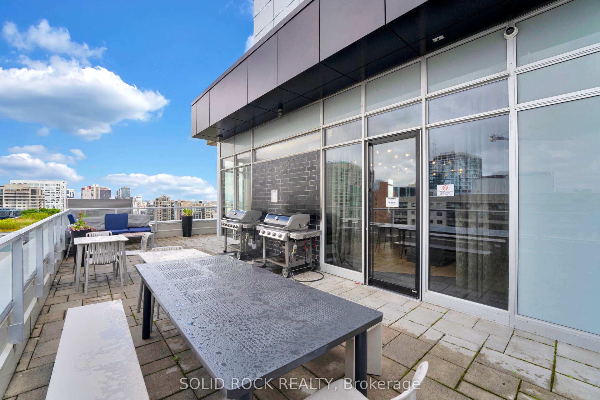 255 Bay Street, #309, Ottawa Centre, Ottawa ON K1R 0C5