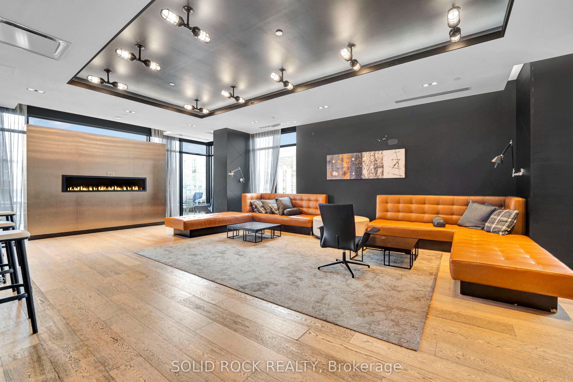 255 Bay Street, #309, Ottawa Centre, Ottawa ON K1R 0C5