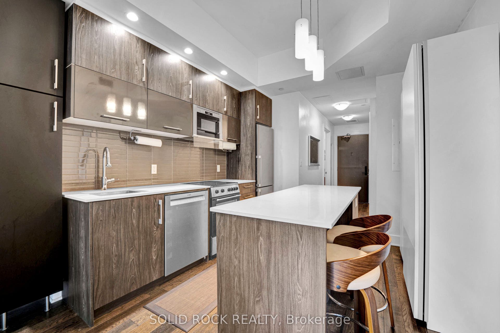 255 Bay Street, #309, Ottawa Centre, Ottawa ON K1R 0C5