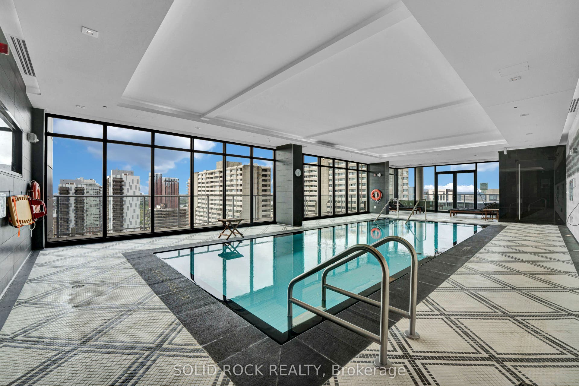 255 Bay Street, #309, Ottawa Centre, Ottawa ON K1R 0C5