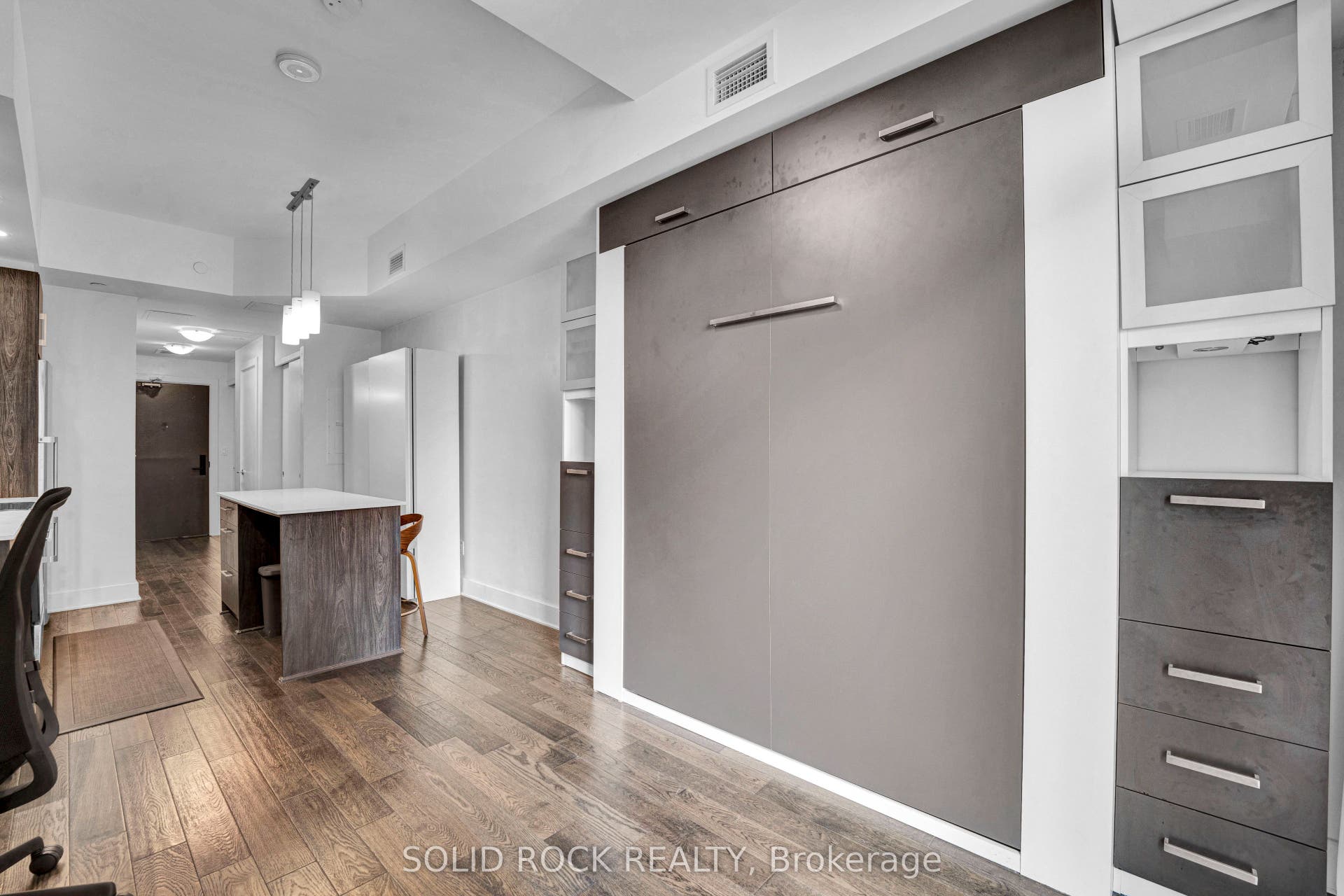255 Bay Street, #309, Ottawa Centre, Ottawa ON K1R 0C5