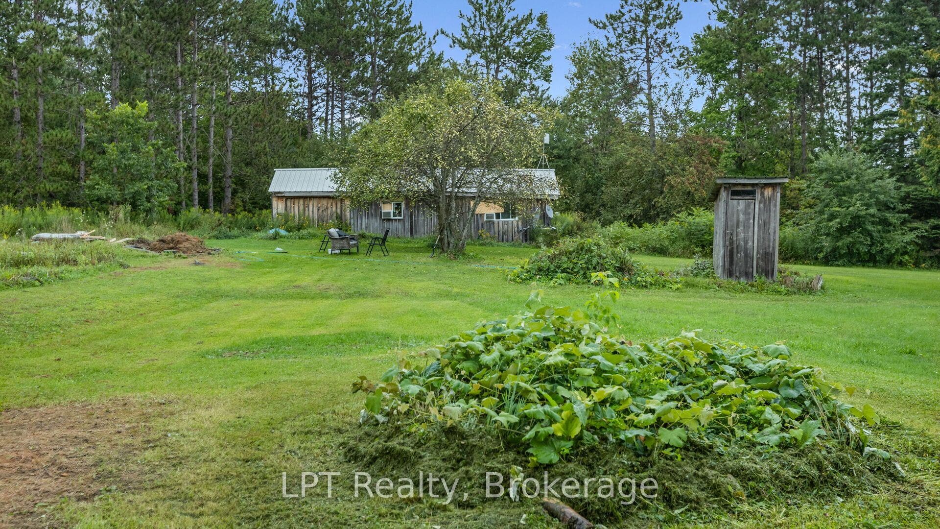 1043 Deloro Road, Marmora And Lake, Hastings ON K0K 2M0 44x20 Outbuilding(Heated)