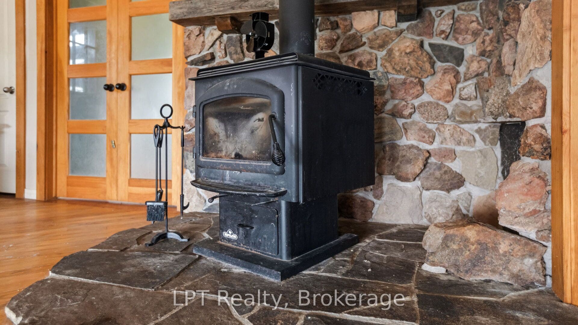 1043 Deloro Road, Marmora And Lake, Hastings ON K0K 2M0 Wood Burning Fireplace