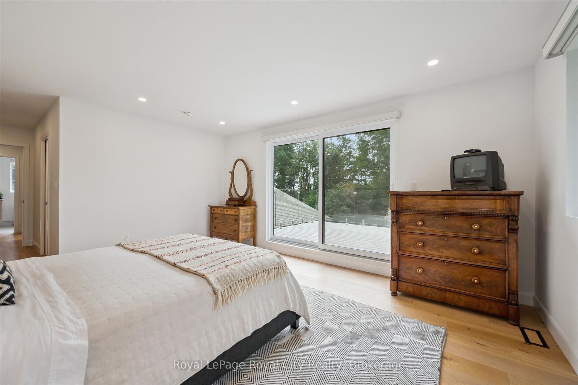 6550 Gerrie Road, Centre Wellington, Wellington ON N0B 1S0 6550 Gerrie Road, Centre Wellington, Wellington ON N0B 1S0