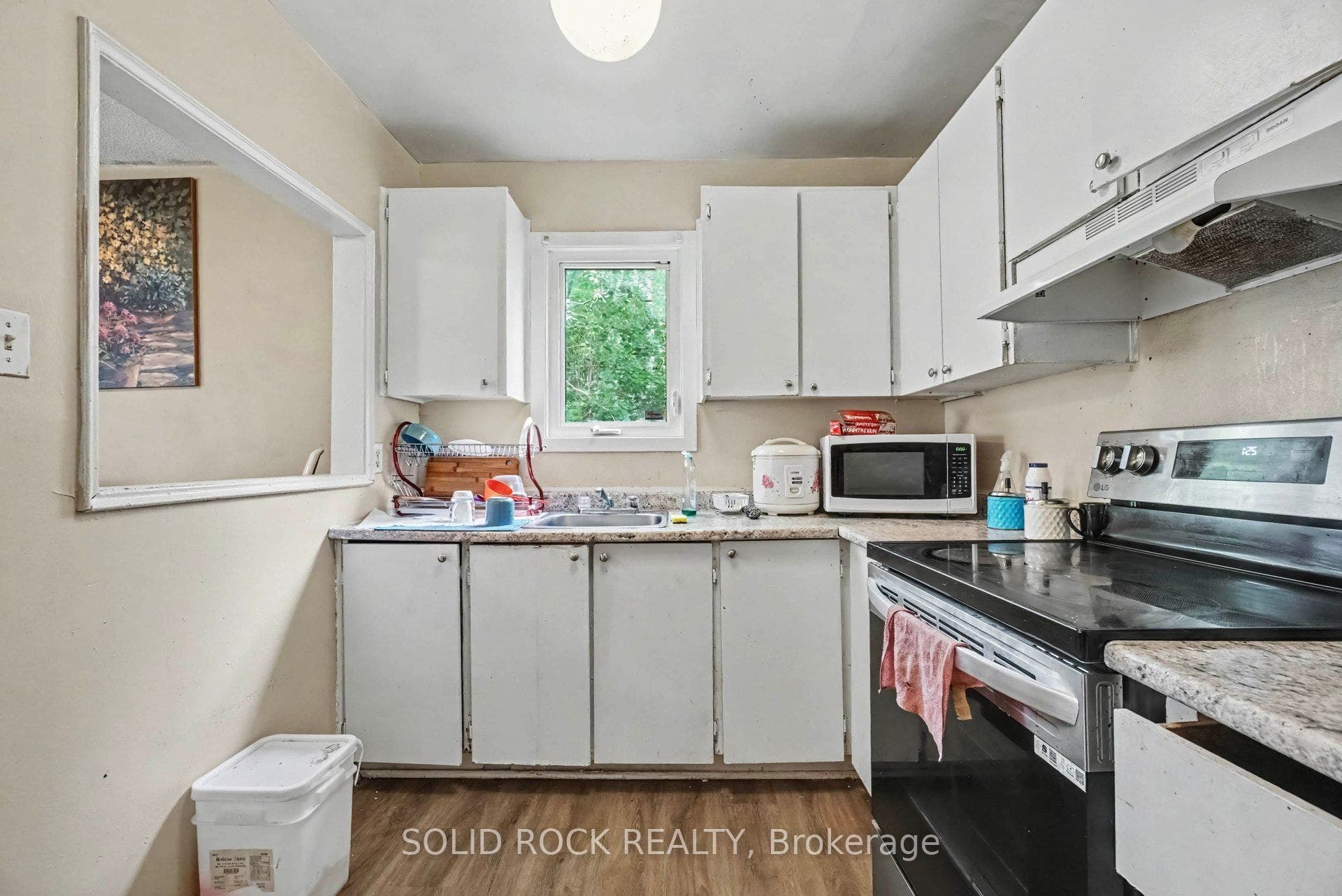 1735 Meadowbrook Road, #71, Cyrville - Carson Grove - Pineview, Ottawa ON K1B 4W6 1735 Meadowbrook Road, #71, Cyrville - Carson Grove - Pineview, Ottawa ON K1B 4W6